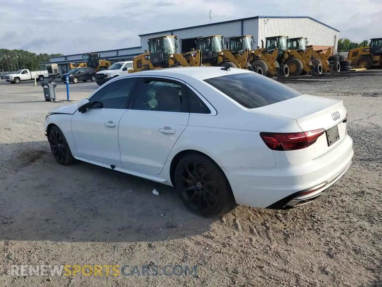 2 Фотография поврежденного автомобиля WAUEAAF43MN002415 AUDI A4 2021