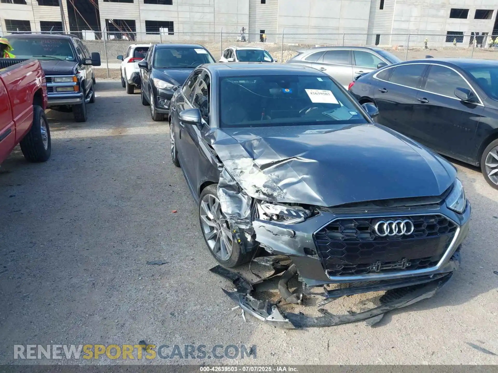 1 Photograph of a damaged car WAUEAAF45MN005395 AUDI A4 2021