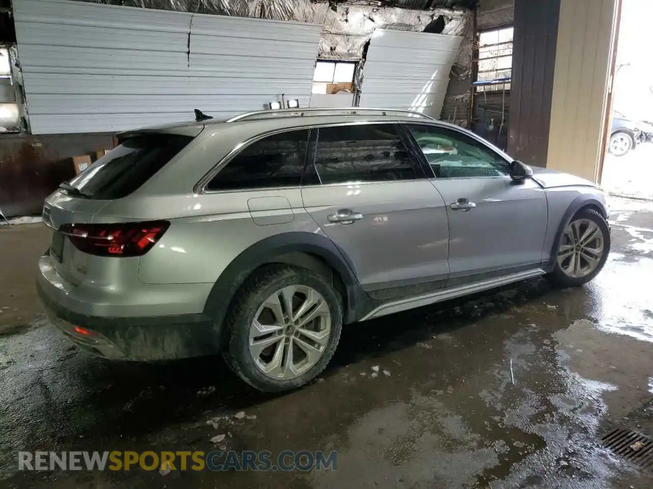 3 Photograph of a damaged car WA18AAF47NA020998 AUDI A4 2022