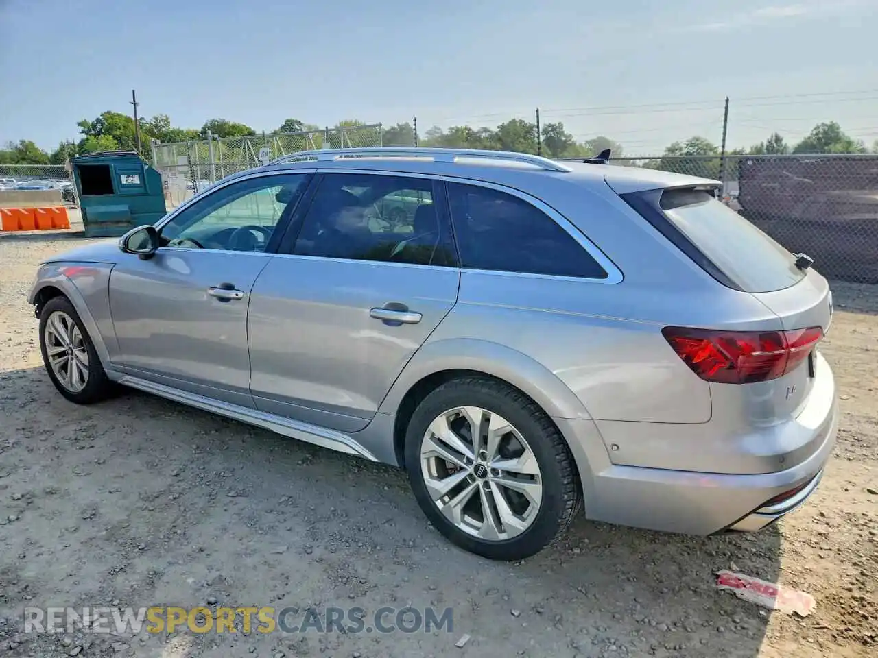 2 fotografías del automóvil dañado WA19AAF48NA022702 AUDI A4 2022