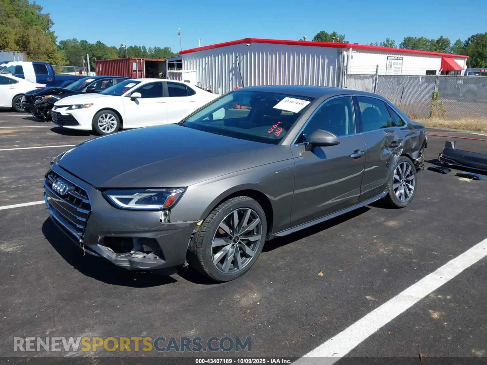 2 Photograph of a damaged car WAUABAF4XNA011522 AUDI A4 2022