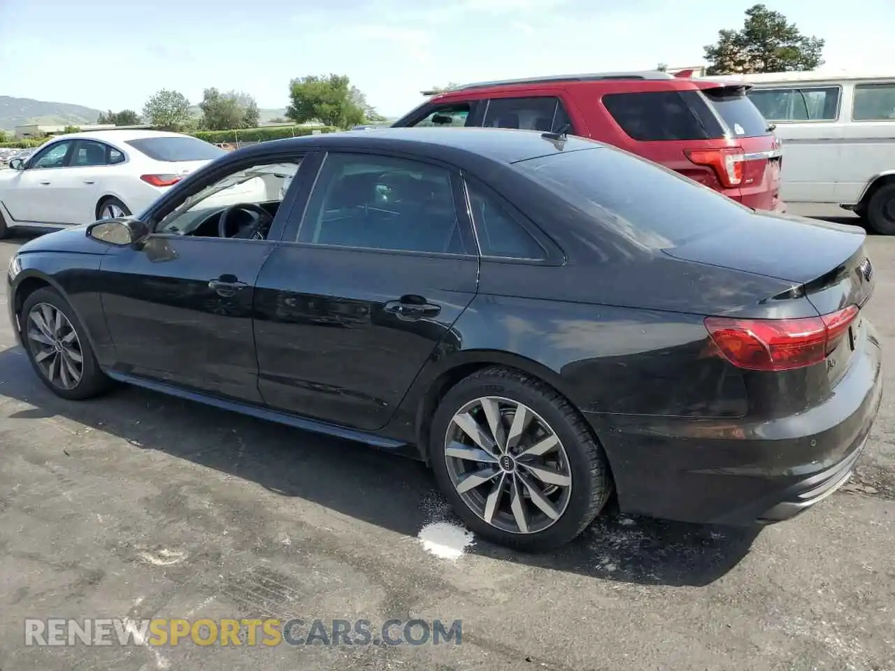 2 Photograph of a damaged car WAUBBAF47NN000801 AUDI A4 2022