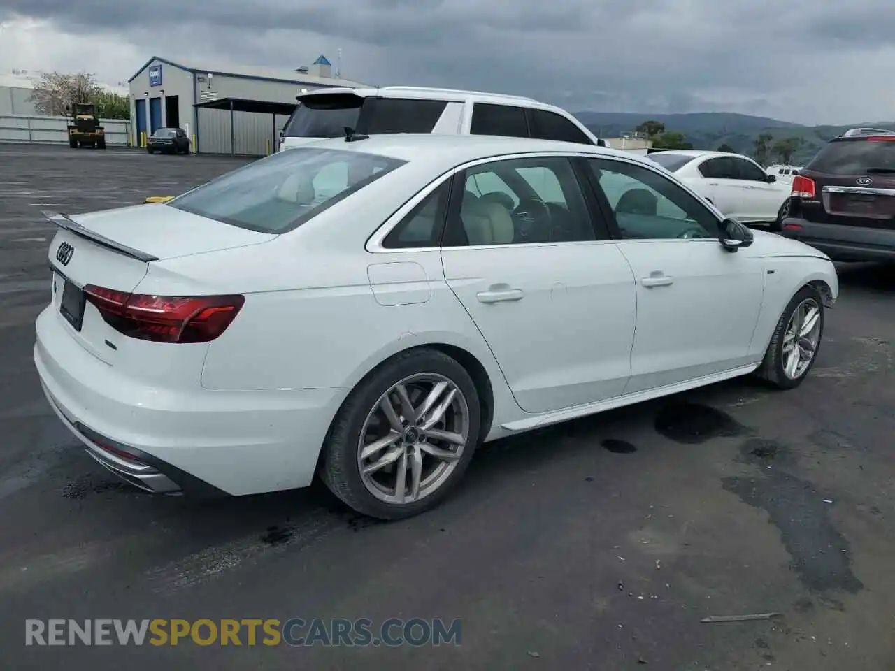 3 Photograph of a damaged car WAUEAAF44NN014025 AUDI A4 2022
