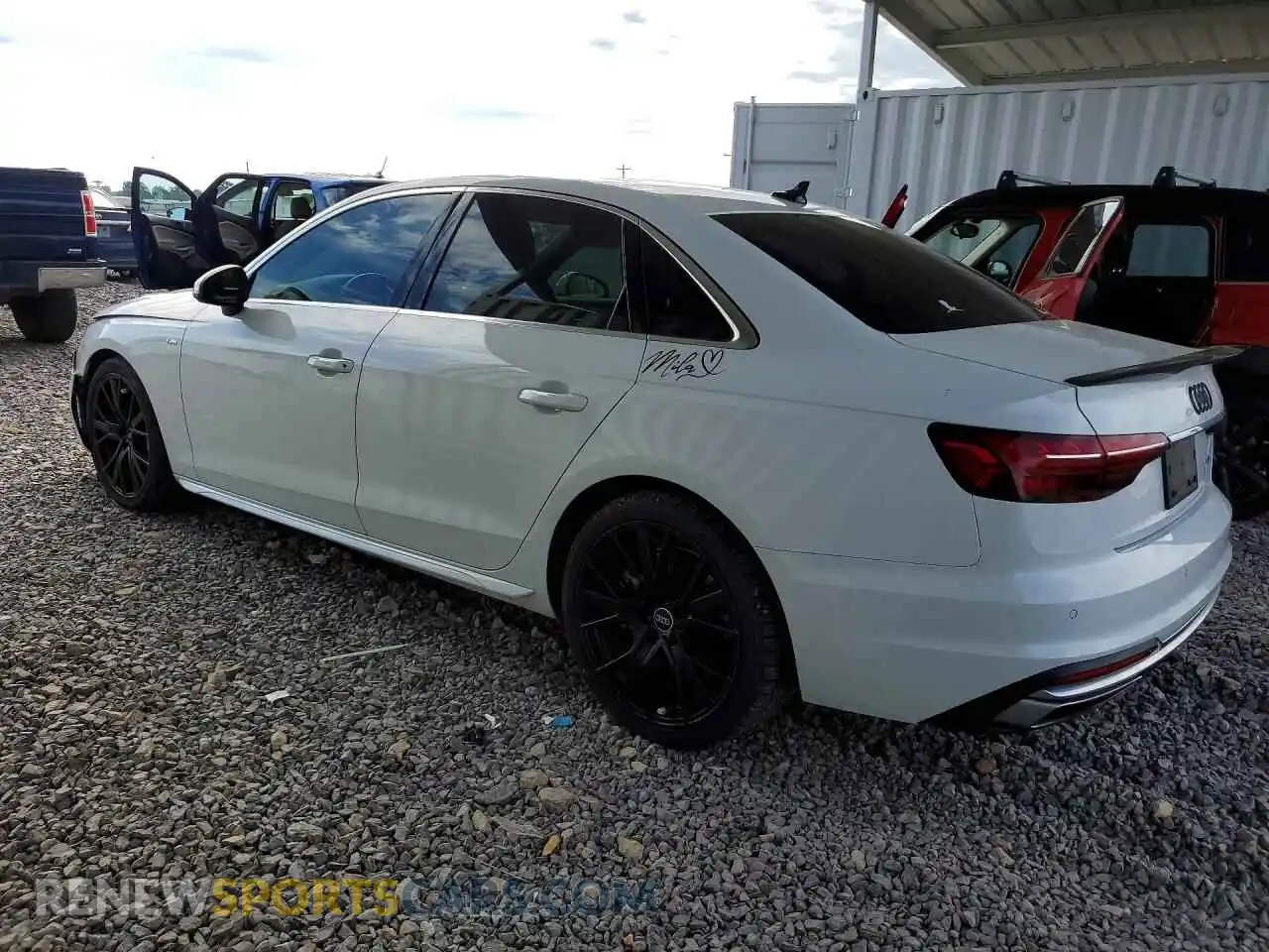2 Фотография поврежденного автомобиля WAUEAAF44NN015272 AUDI A4 2022
