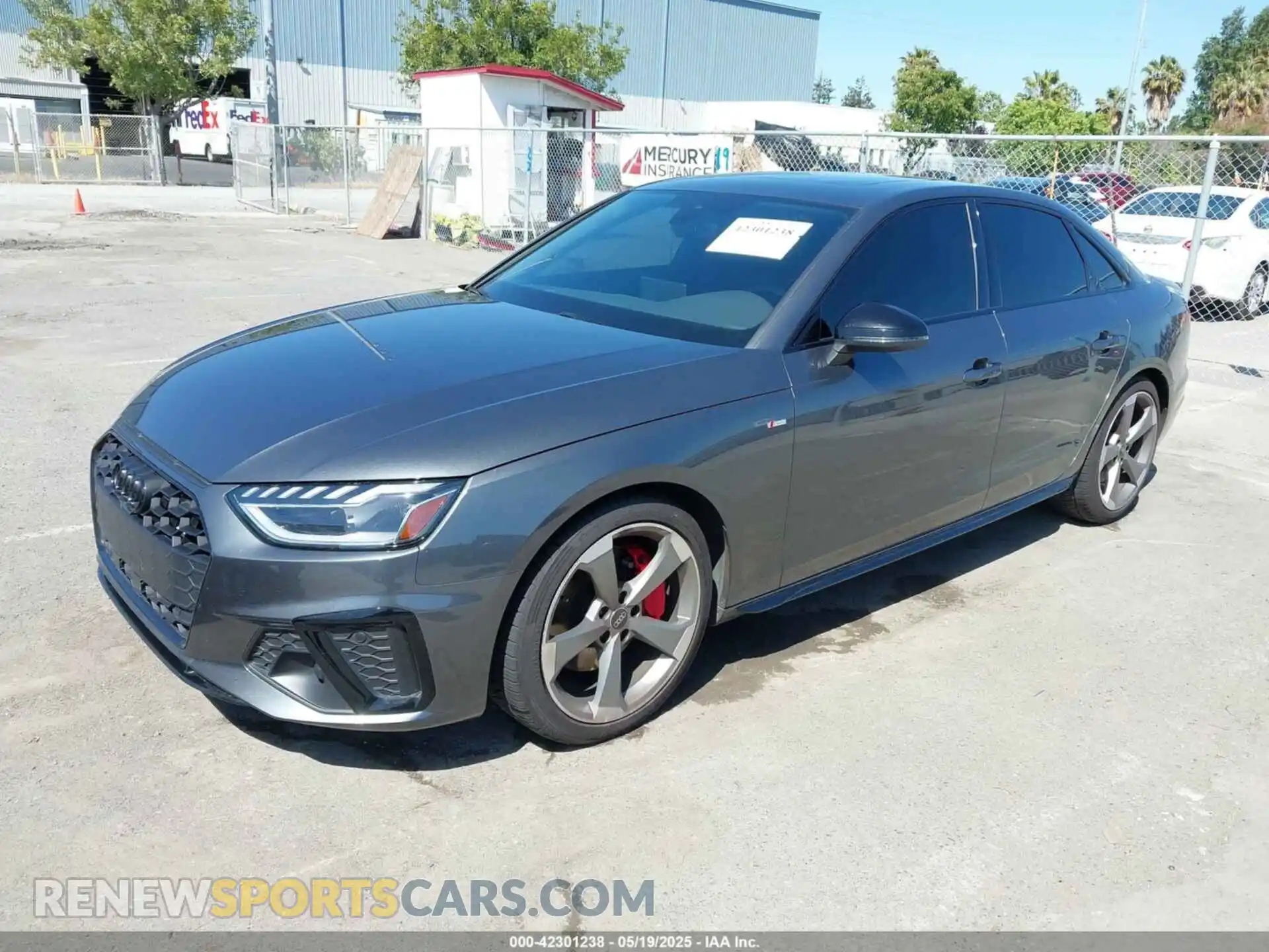 2 Фотография поврежденного автомобиля WAUEAAF47NN012401 AUDI A4 2022