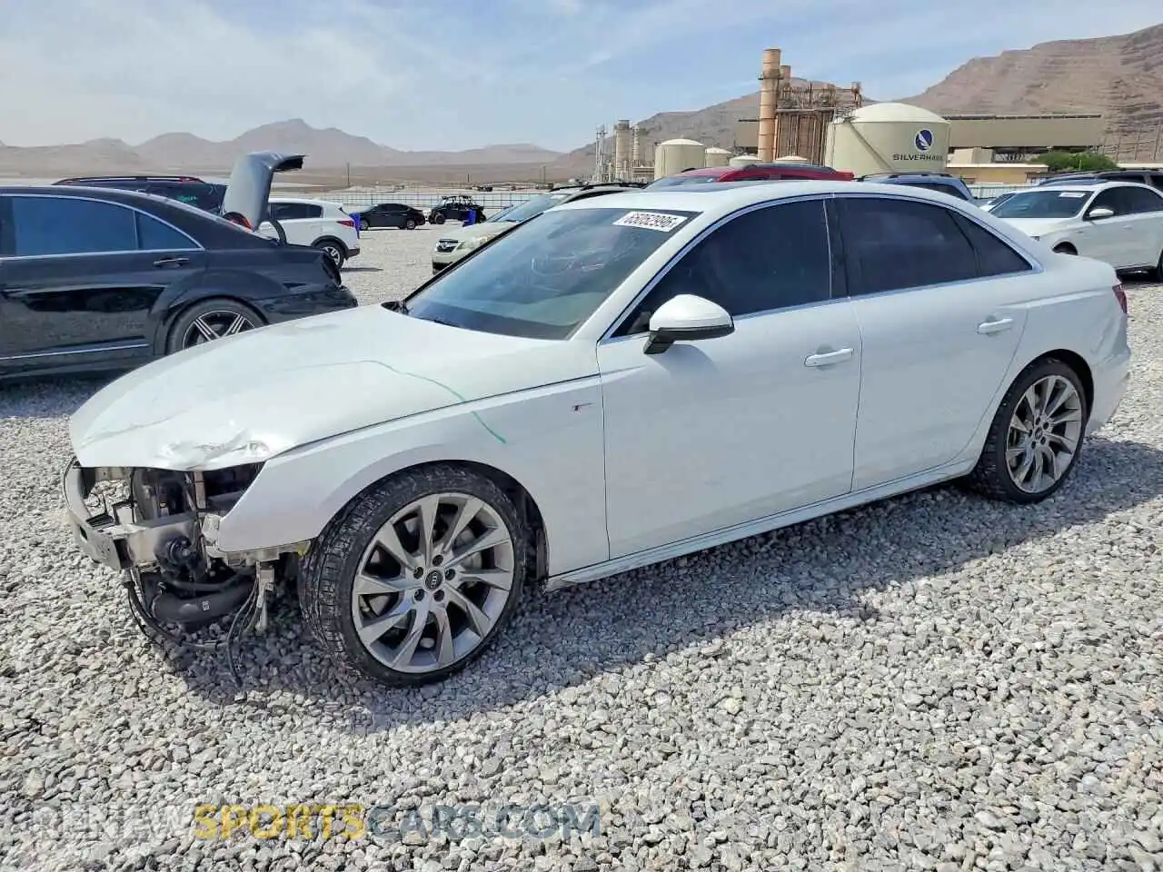 1 Фотография поврежденного автомобиля WAUEAAF48NN007174 AUDI A4 2022