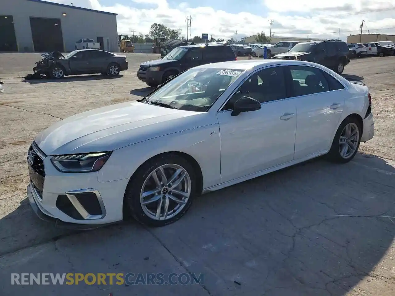 1 Фотография поврежденного автомобиля WAUEAAF49NN013677 AUDI A4 2022