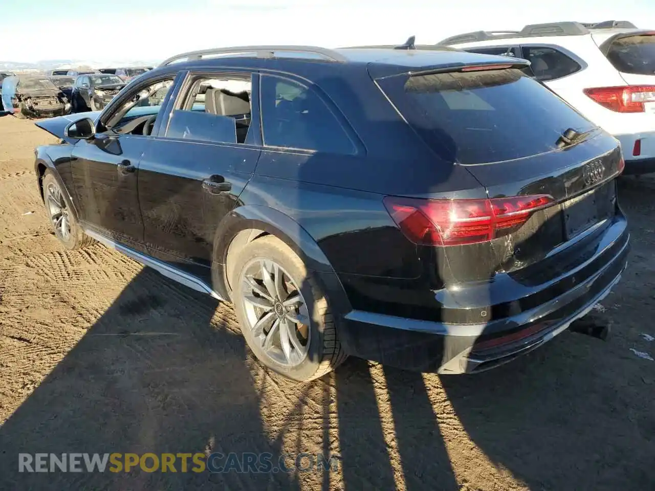 2 fotografías del automóvil dañado WA18AAF4XPA066019 AUDI A4 2023