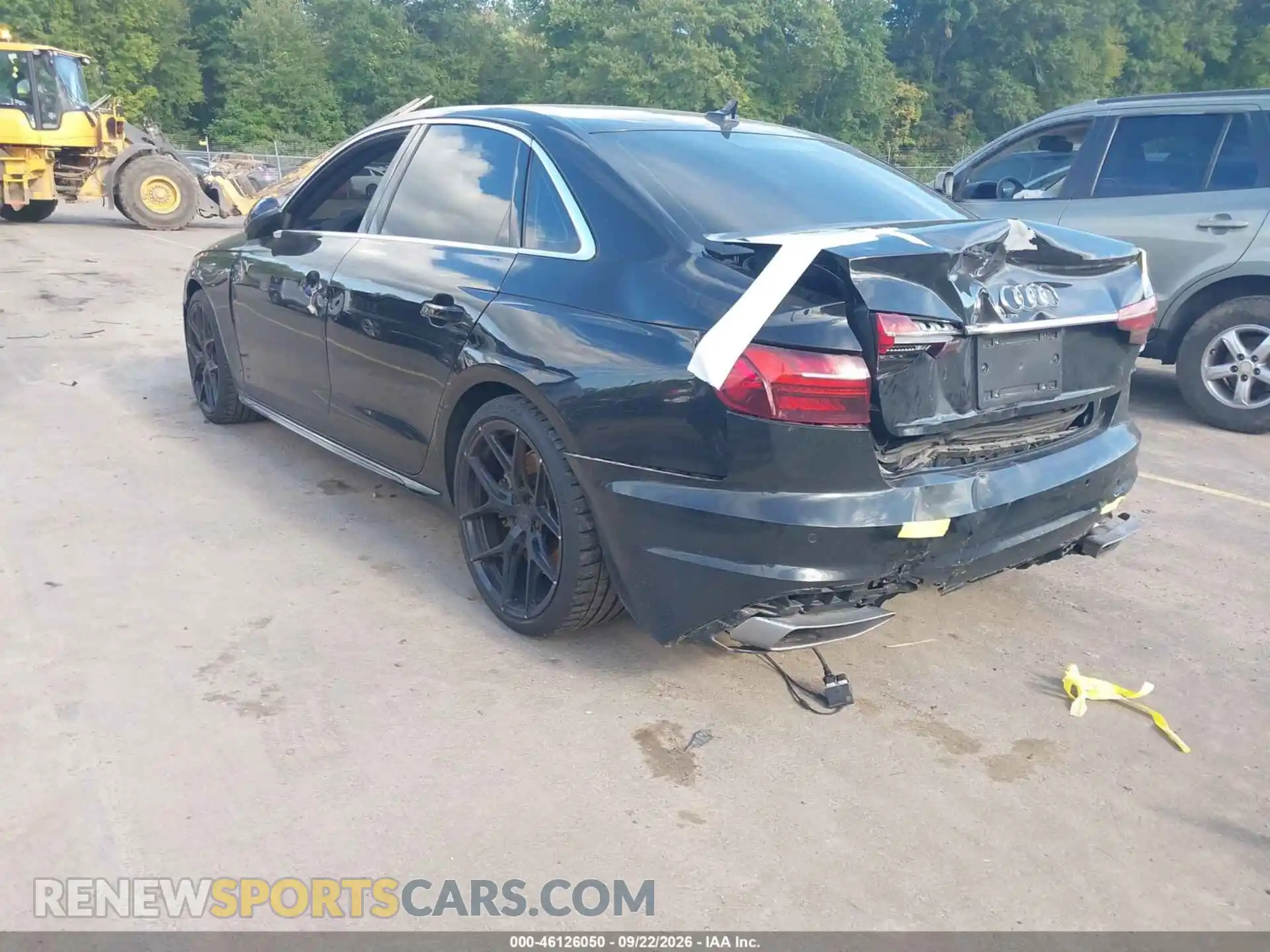 3 Фотография поврежденного автомобиля WAUEAAF41PN005432 AUDI A4 2023