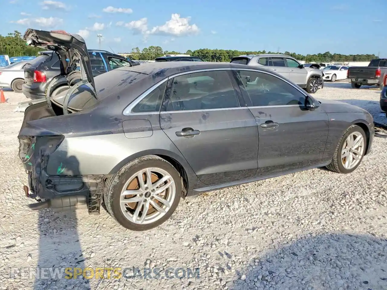 3 Фотография поврежденного автомобиля WAUEAAF46PN008231 AUDI A4 2023