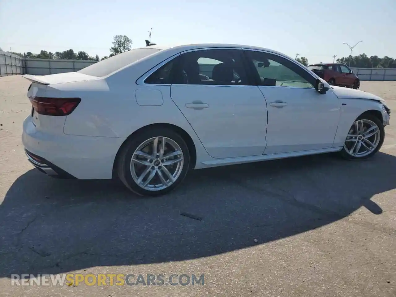 3 Фотография поврежденного автомобиля WAUEAAF4XPN001962 AUDI A4 2023