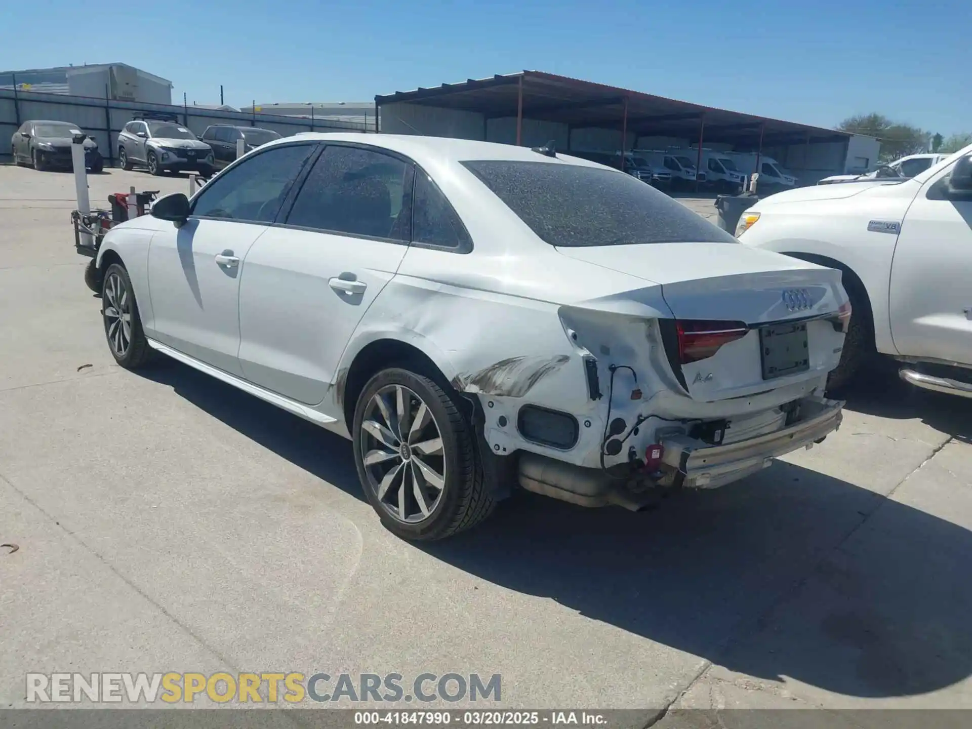 3 fotografías del automóvil dañado WAUBBAF48RN002241 AUDI A4 2024