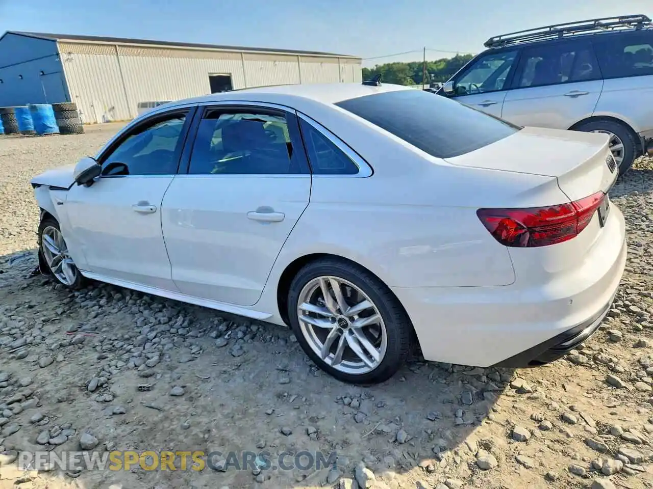 2 Фотография поврежденного автомобиля WAUDAAF45RN000281 AUDI A4 2024