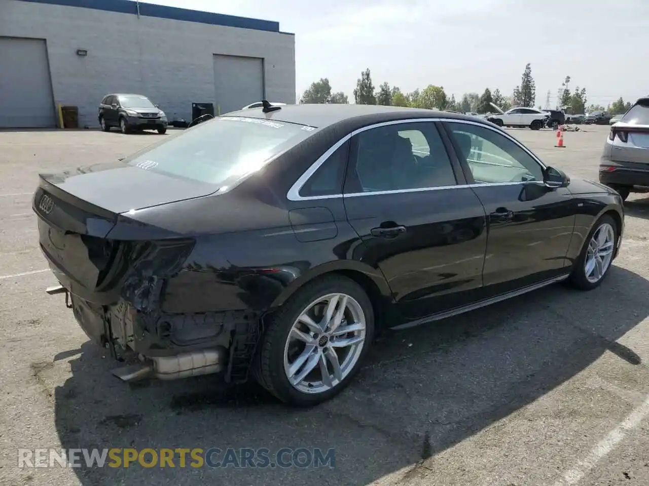 3 Фотография поврежденного автомобиля WAUEAAF41RN000315 AUDI A4 2024