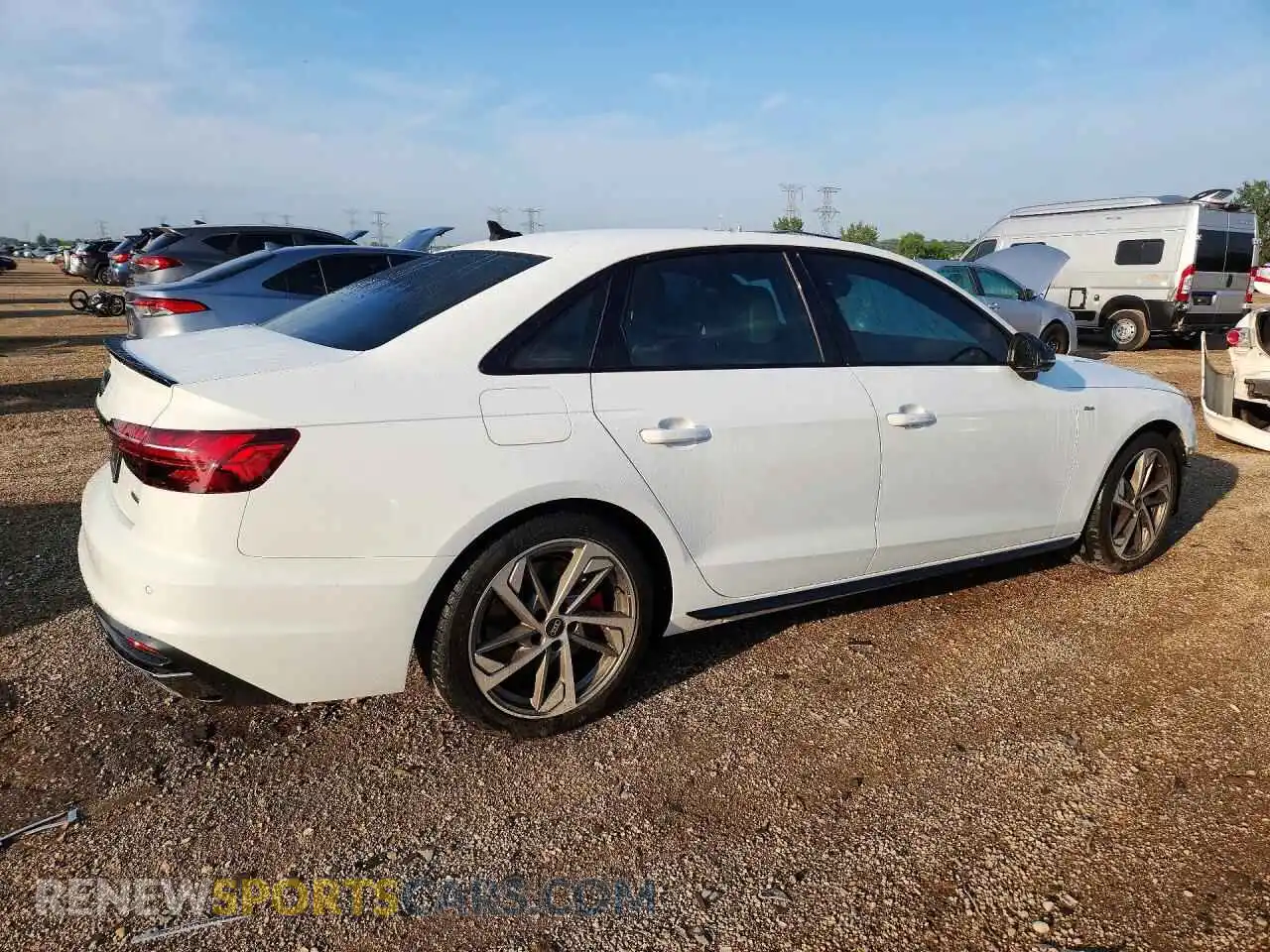 3 fotografías del automóvil dañado WAUEAAF44RN009798 AUDI A4 2024