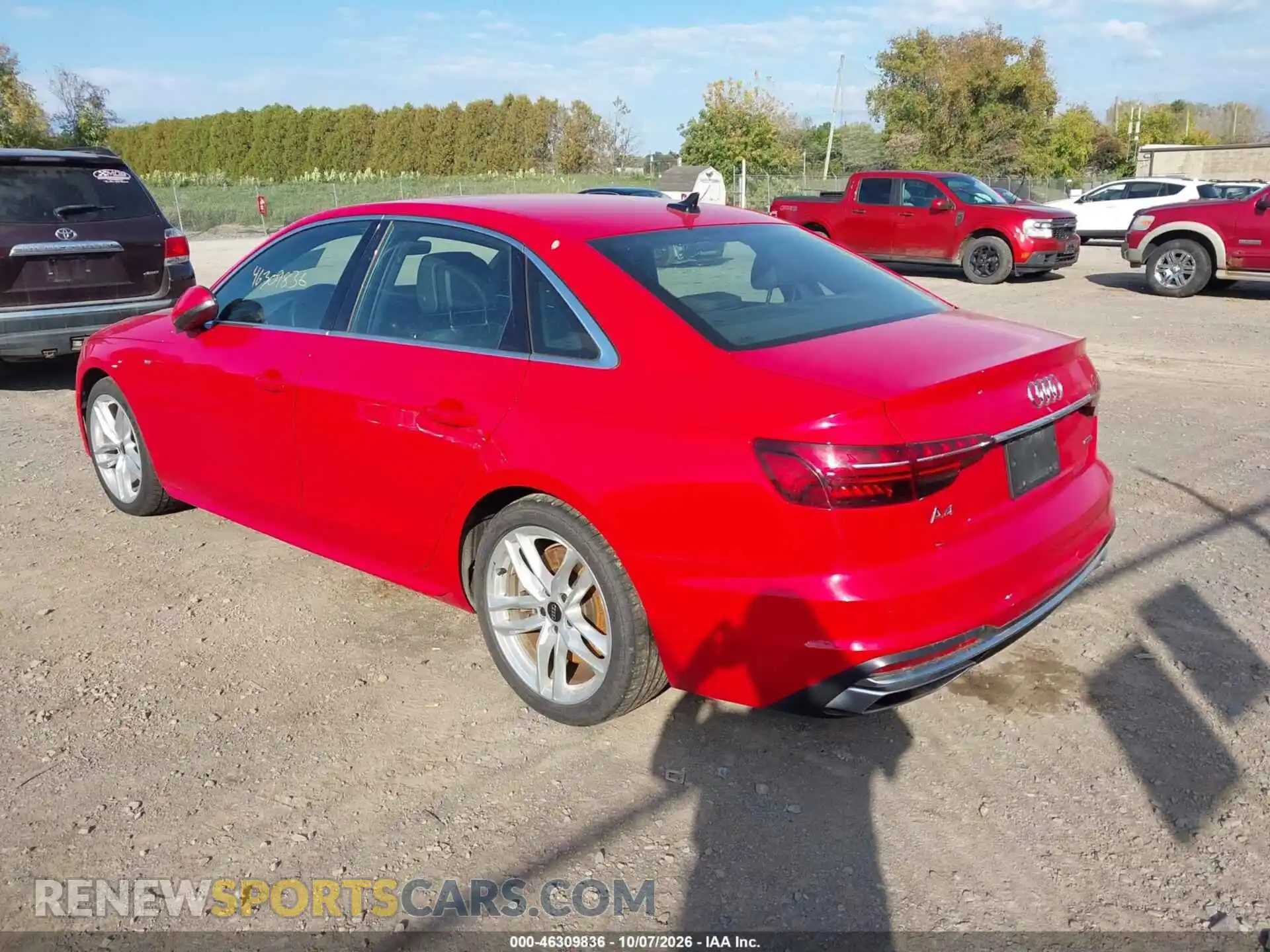 3 fotografías del automóvil dañado WAUEAAF47RN012873 AUDI A4 2024