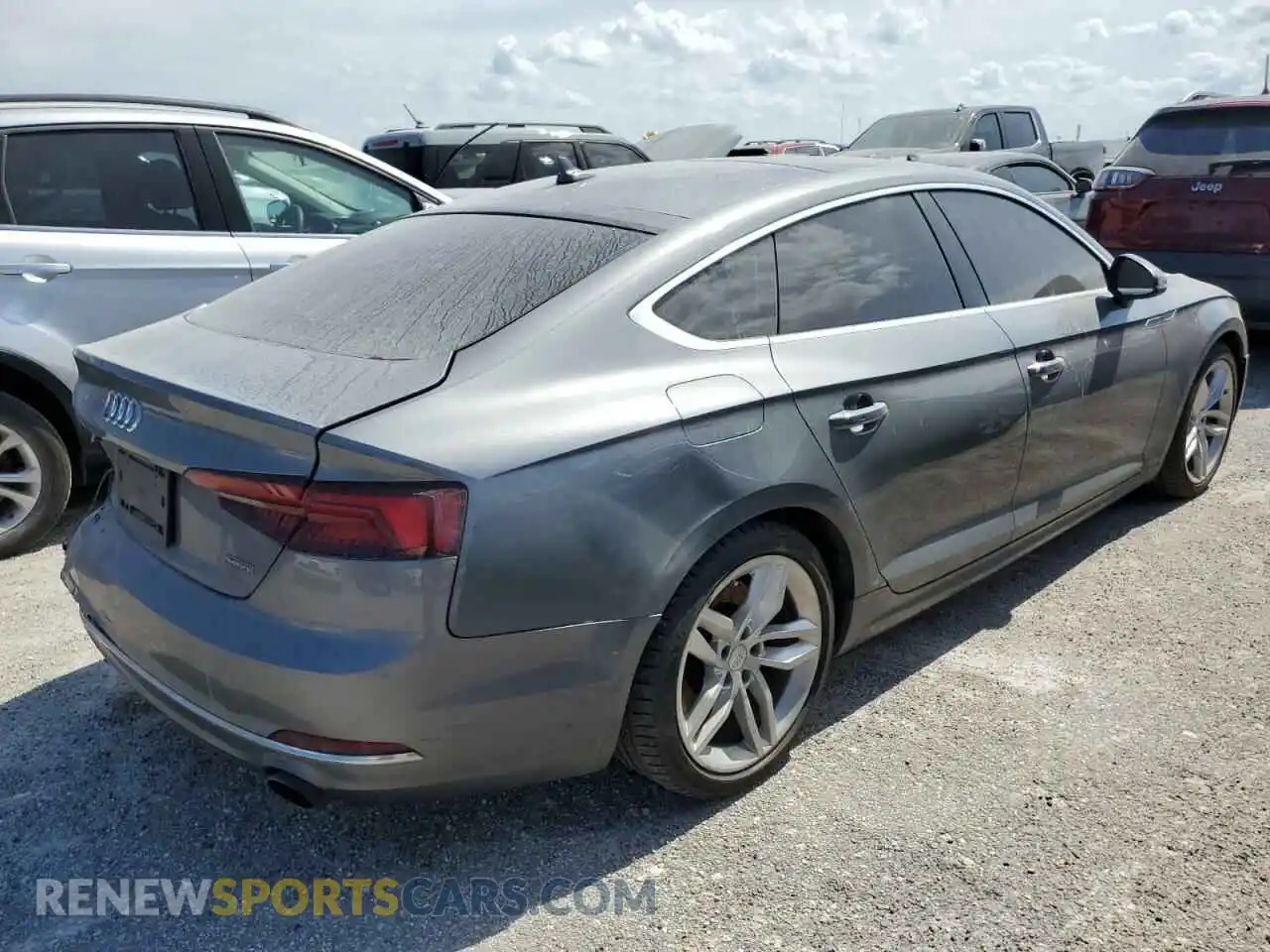 3 fotografías del automóvil dañado WAUANCF53KA062822 AUDI A5 2019