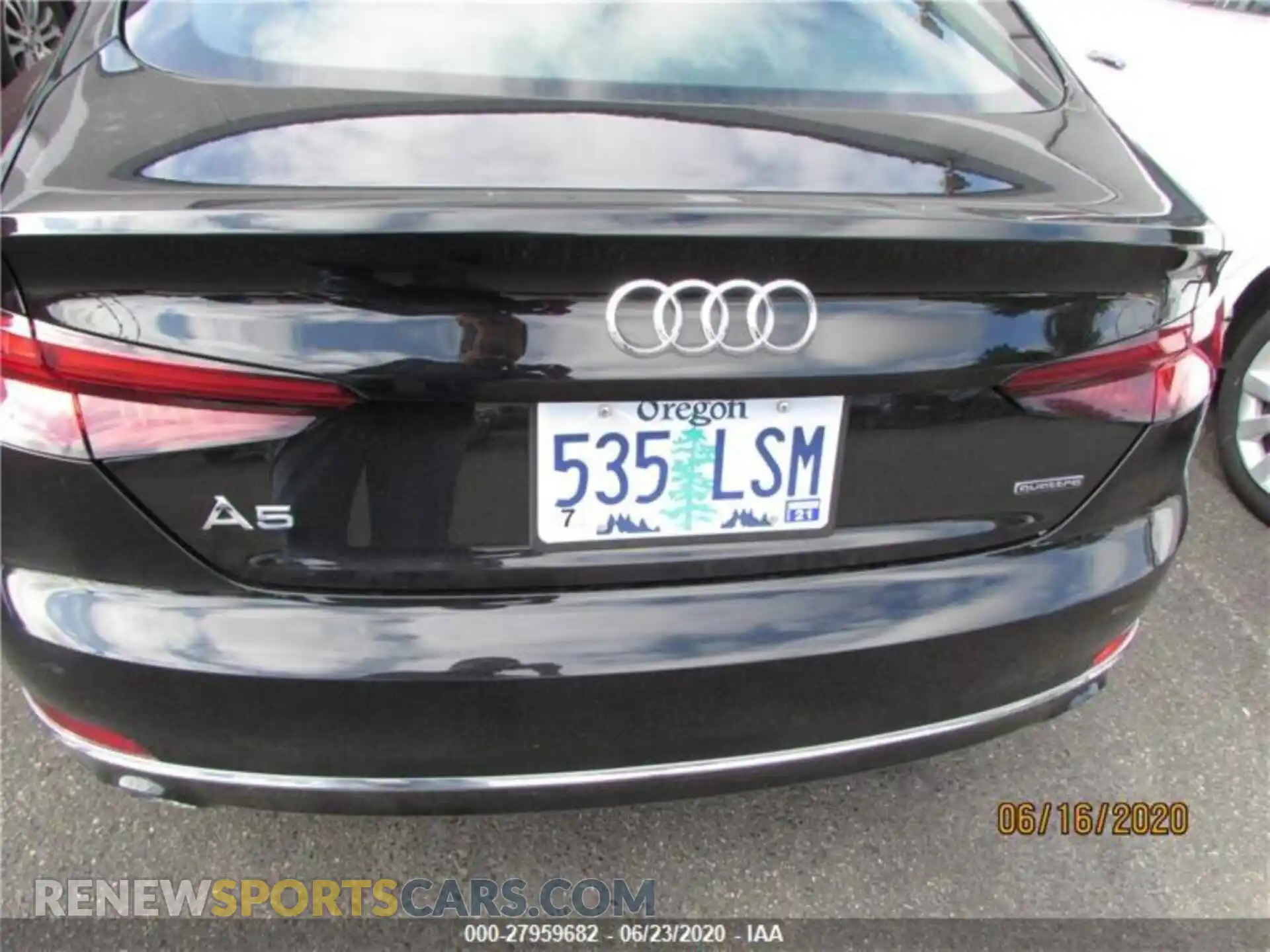 1 Photograph of a damaged car WAUANCF53KA063338 AUDI A5 2019