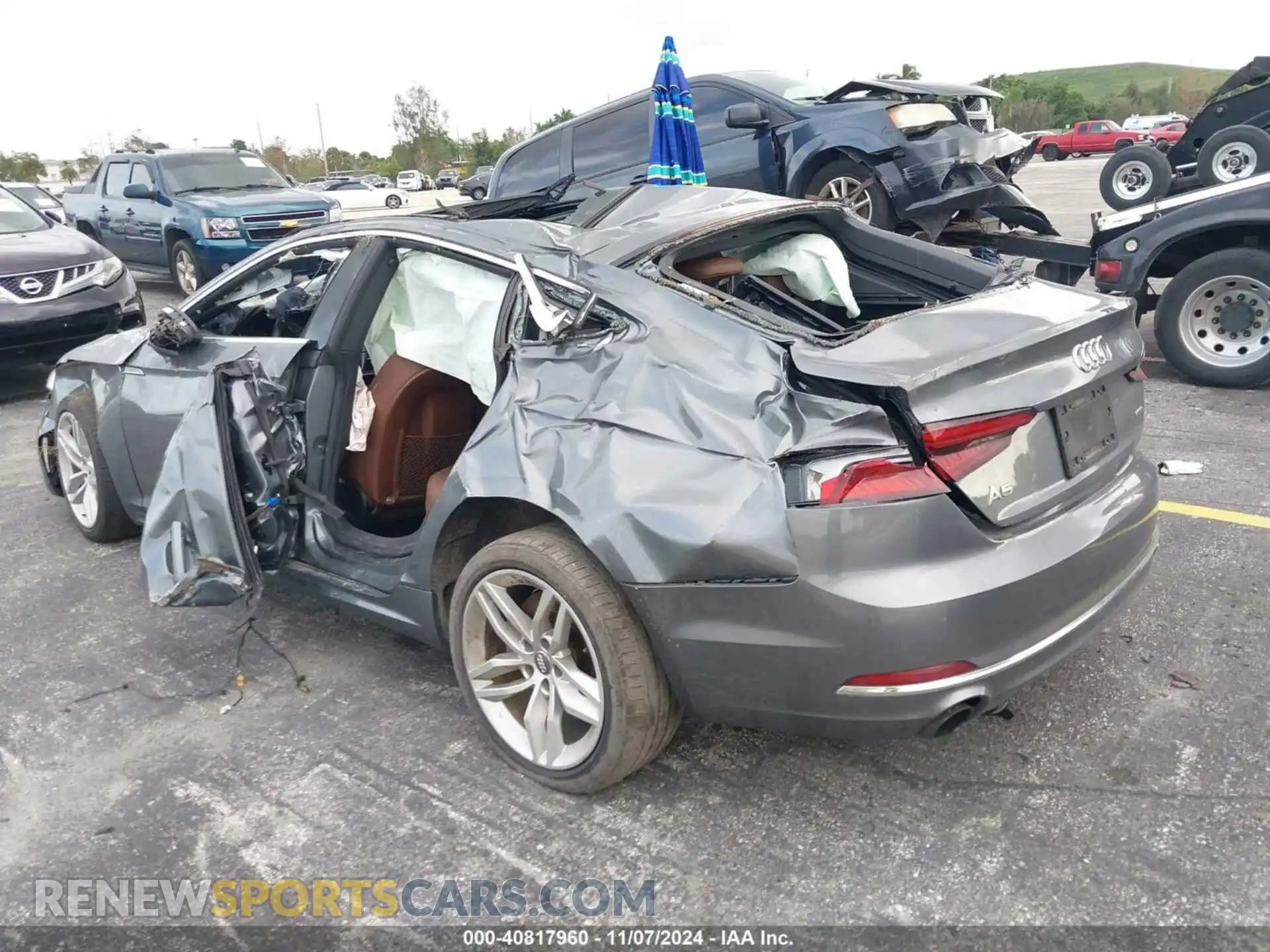 3 fotografías del automóvil dañado WAUANCF54KA076681 AUDI A5 2019