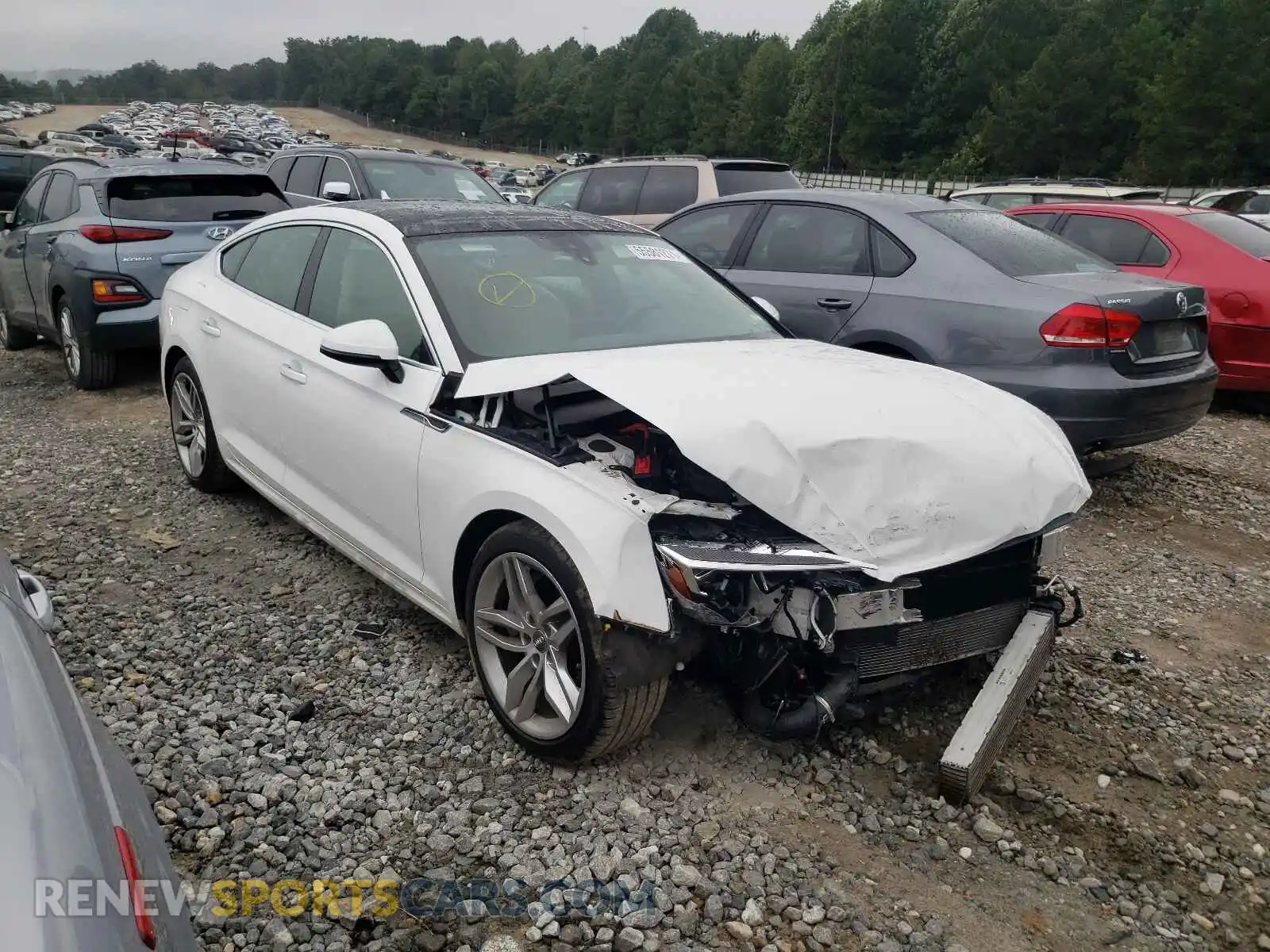 1 Photograph of a damaged car WAUANCF58KA059446 AUDI A5 2019