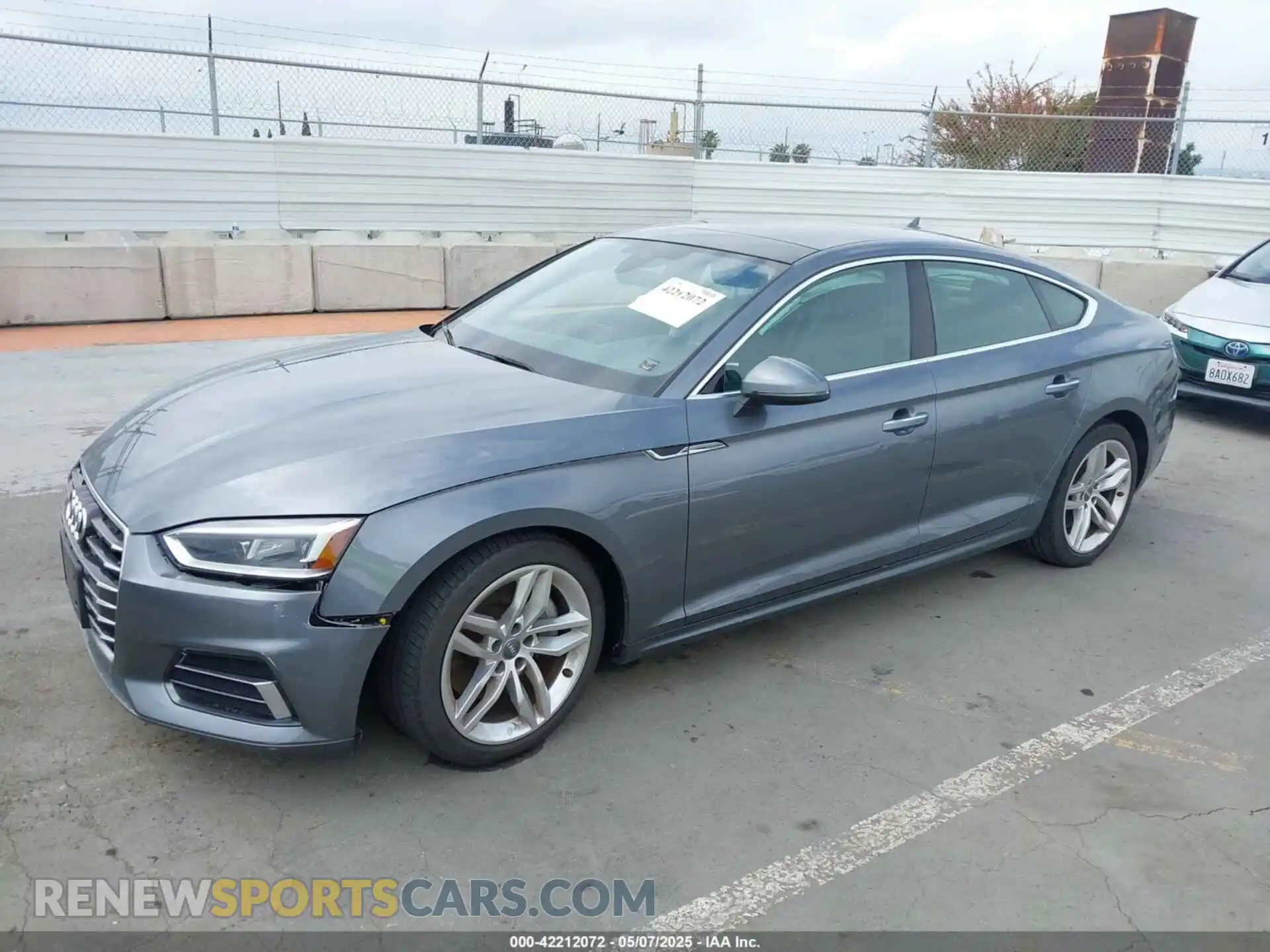 2 Photograph of a damaged car WAUANCF58KA084492 AUDI A5 2019