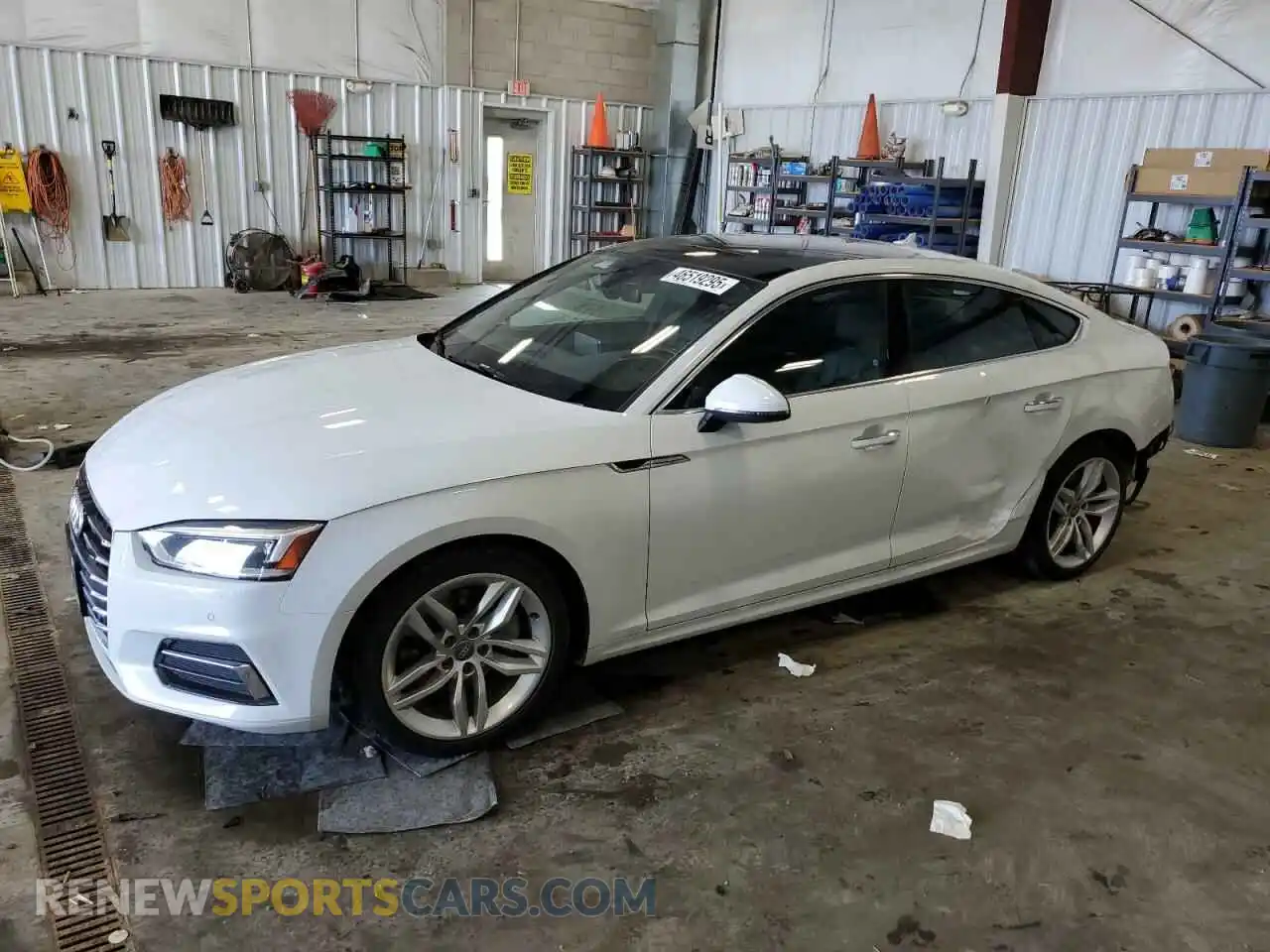 1 Photograph of a damaged car WAUBNCF5XKA030616 AUDI A5 2019