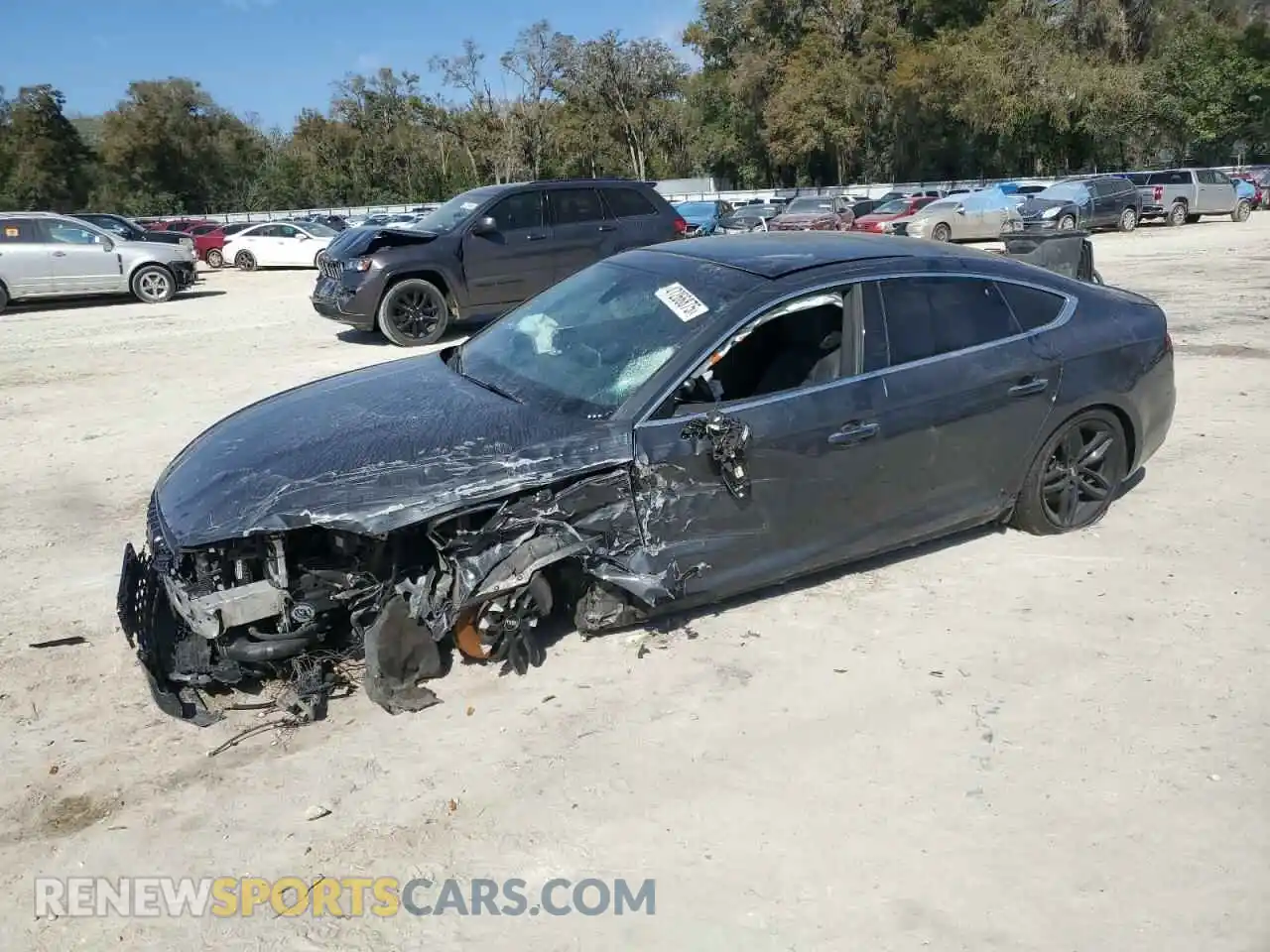 1 fotografías del automóvil dañado WAUBNCF5XKA092808 AUDI A5 2019