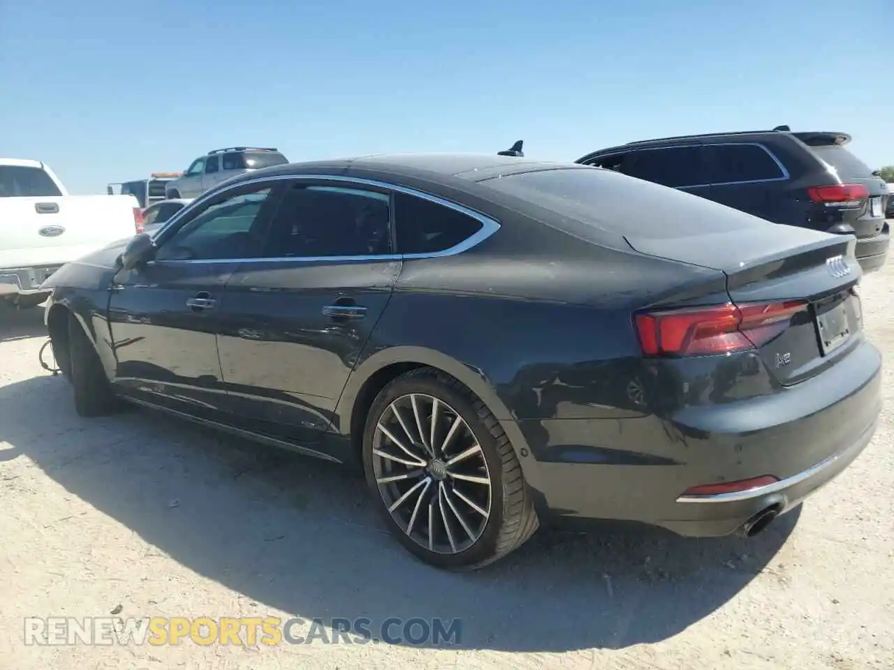 2 Фотография поврежденного автомобиля WAUCNCF53KA007800 AUDI A5 2019