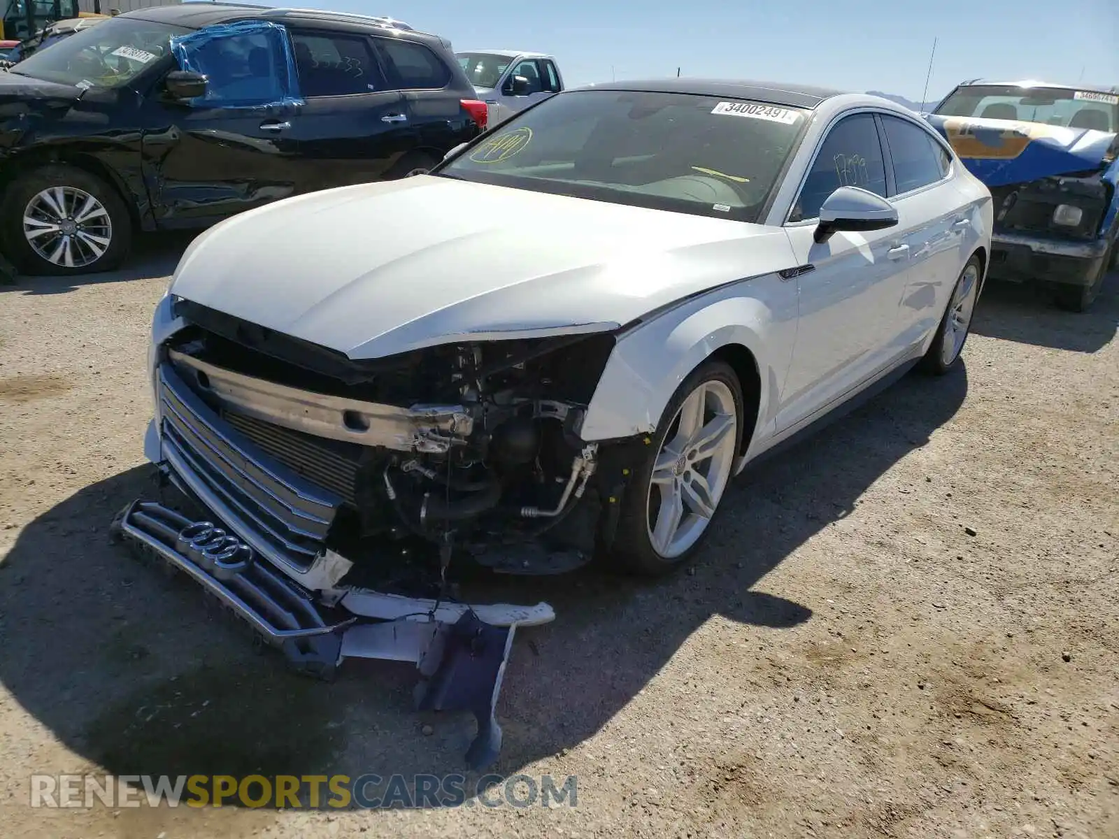 2 Фотография поврежденного автомобиля WAUENCF57KA011762 AUDI A5 2019
