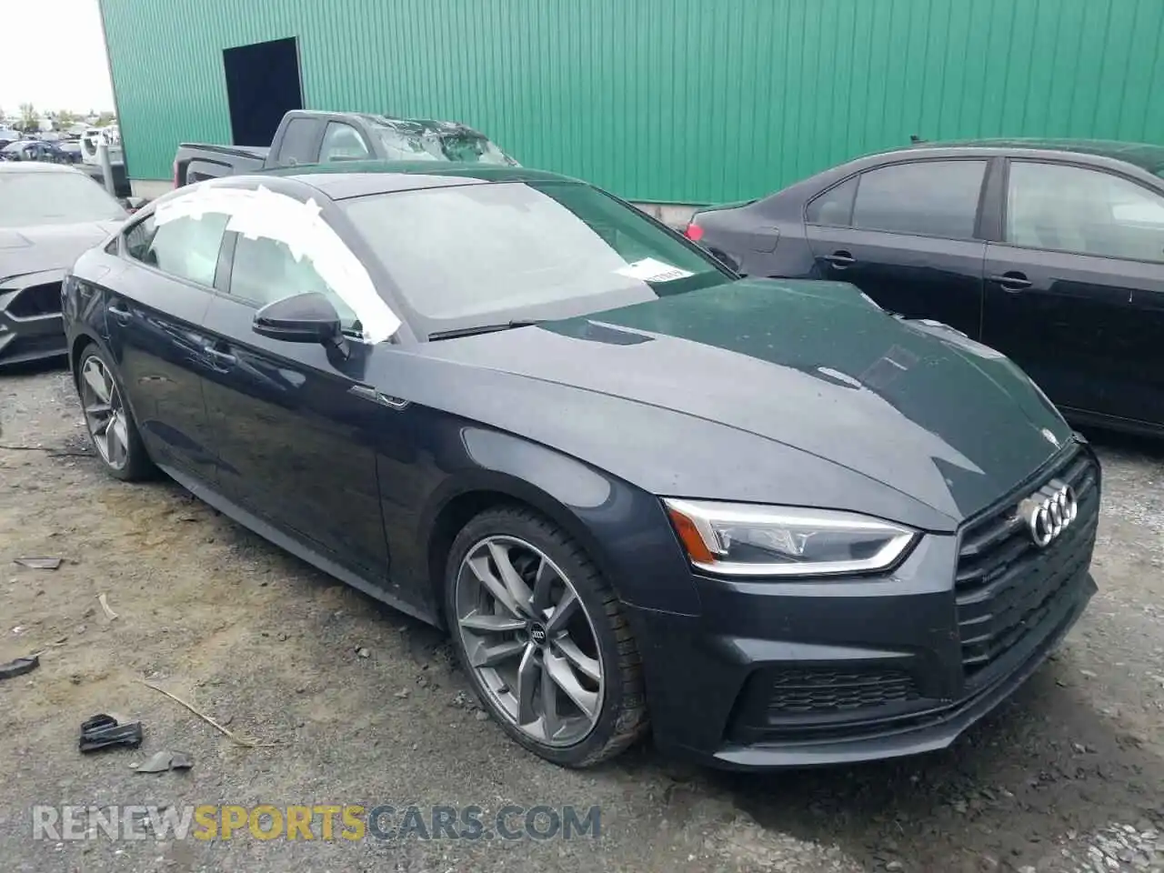 1 Фотография поврежденного автомобиля WAUENCF58KA011396 AUDI A5 2019