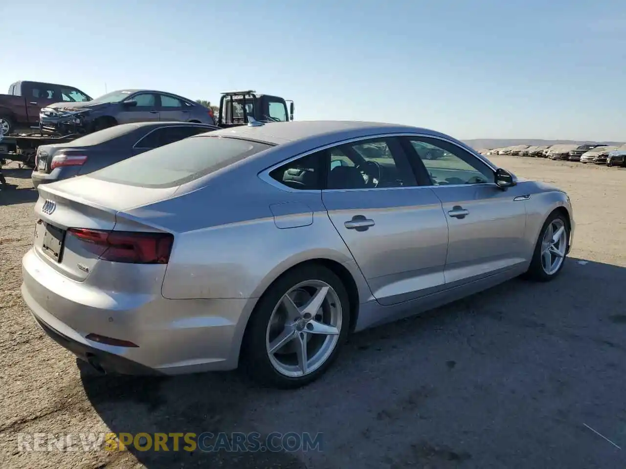 3 fotografías del automóvil dañado WAUENCF59KA040843 AUDI A5 2019