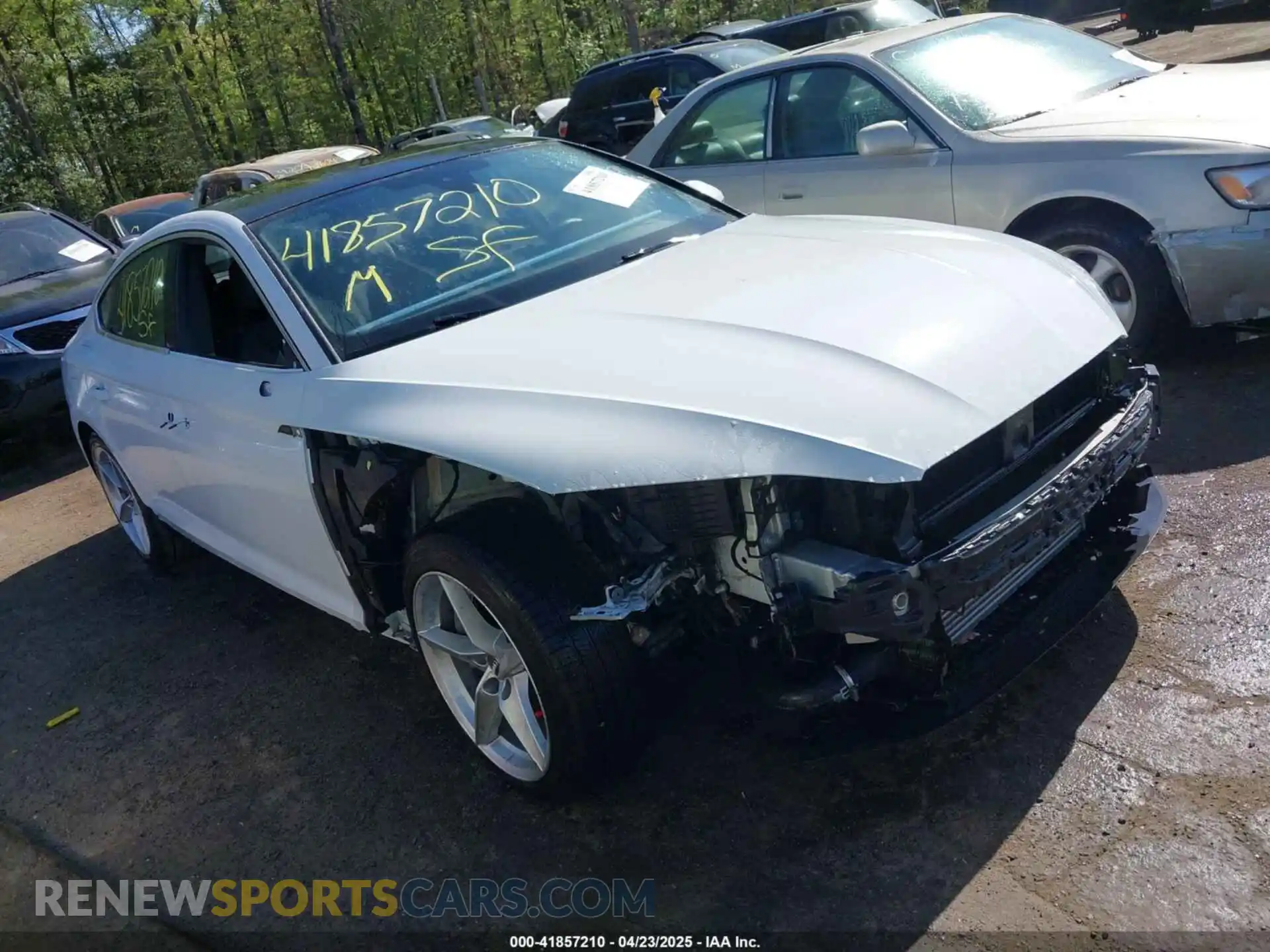 1 Photograph of a damaged car WAUENCF59KA097799 AUDI A5 2019
