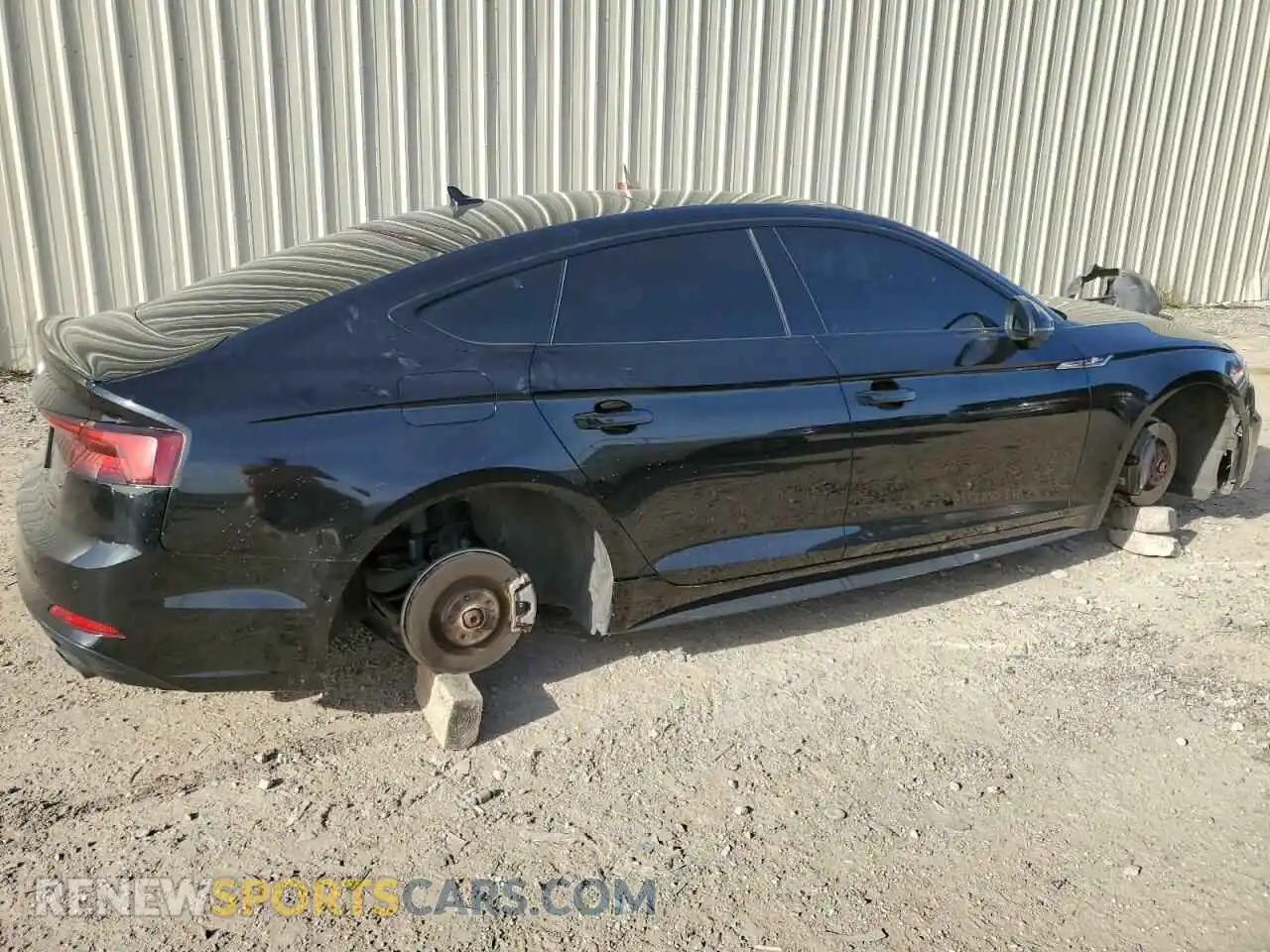 3 Photograph of a damaged car WAUFNCF54KA077321 AUDI A5 2019