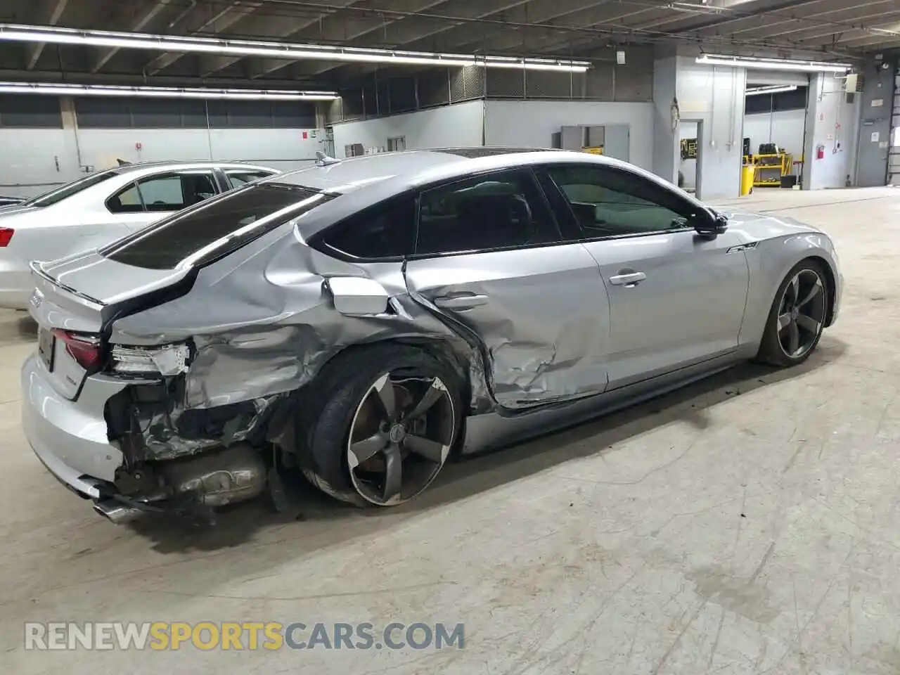 3 fotografías del automóvil dañado WAUFNCF56KA072055 AUDI A5 2019
