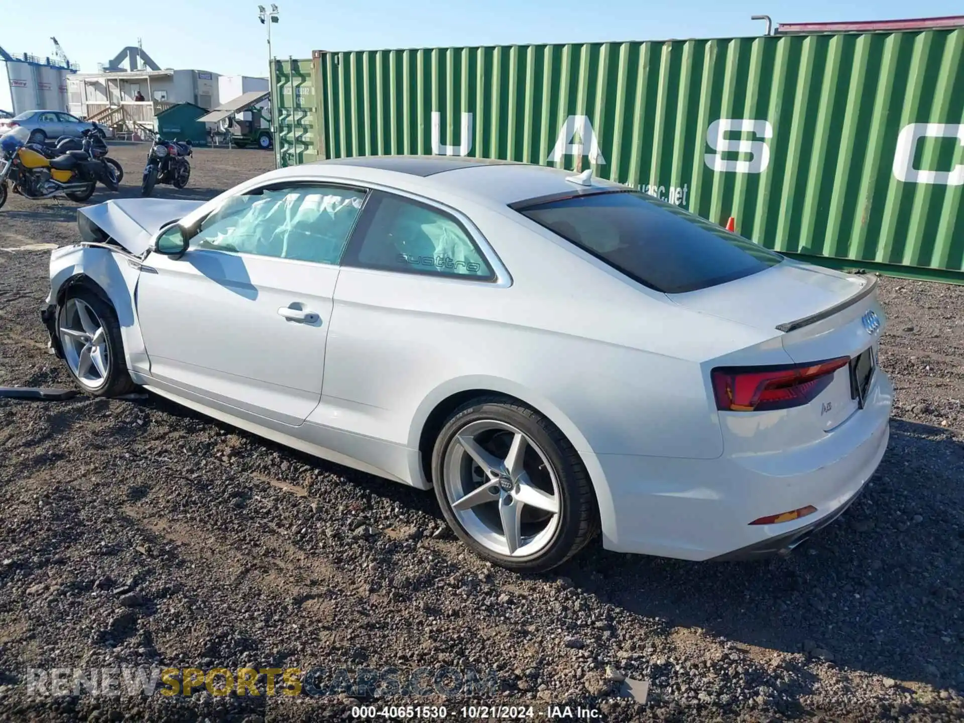 3 Фотография поврежденного автомобиля WAUSNAF52KA016374 AUDI A5 2019