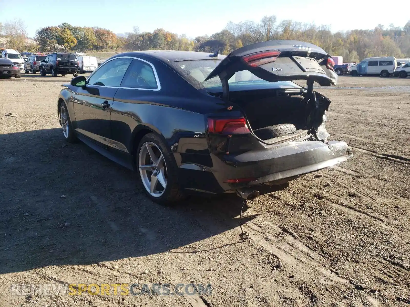 3 fotografías del automóvil dañado WAUSNAF56KA059468 AUDI A5 2019