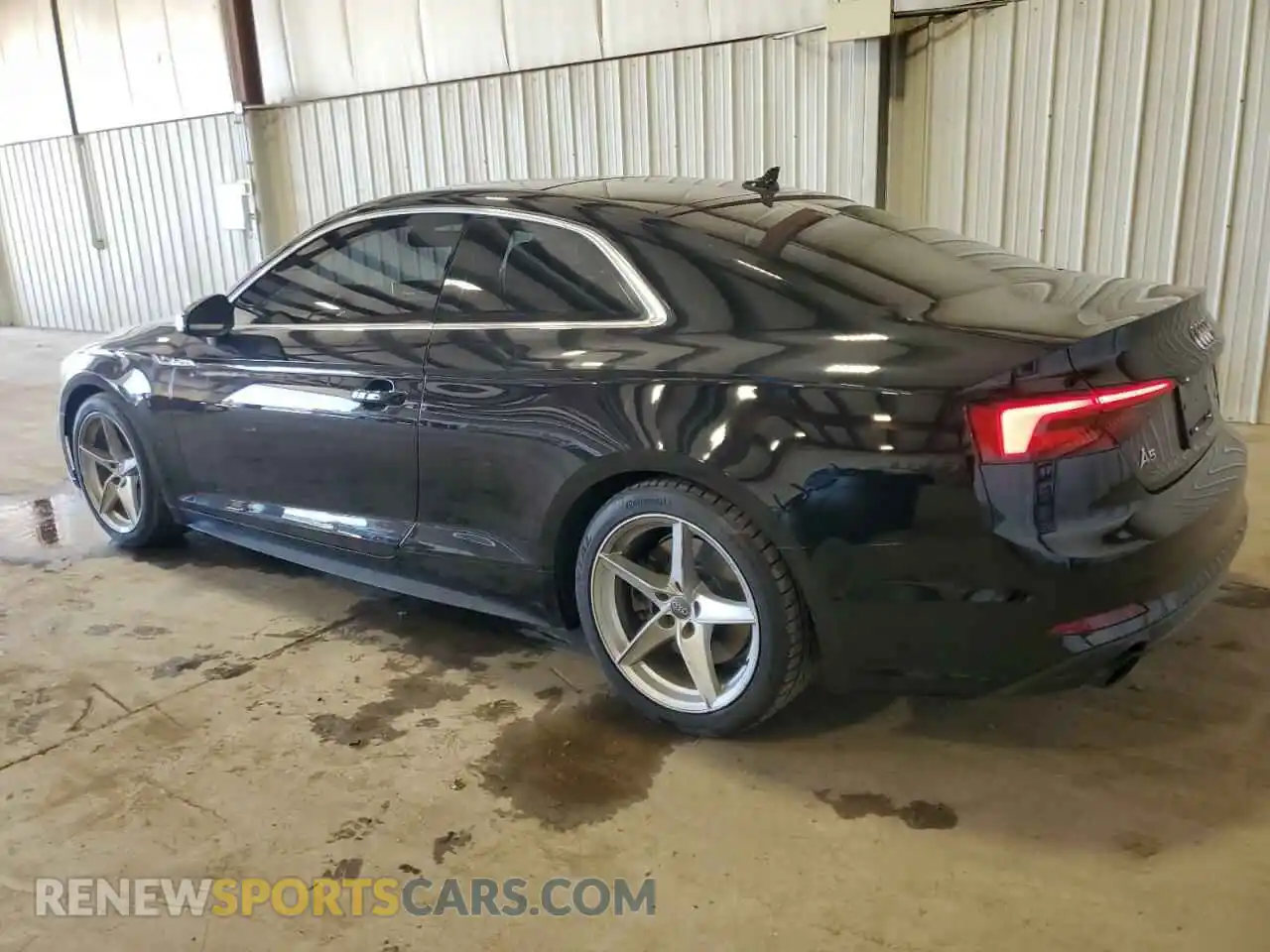 2 Фотография поврежденного автомобиля WAUTNAF53KA009664 AUDI A5 2019