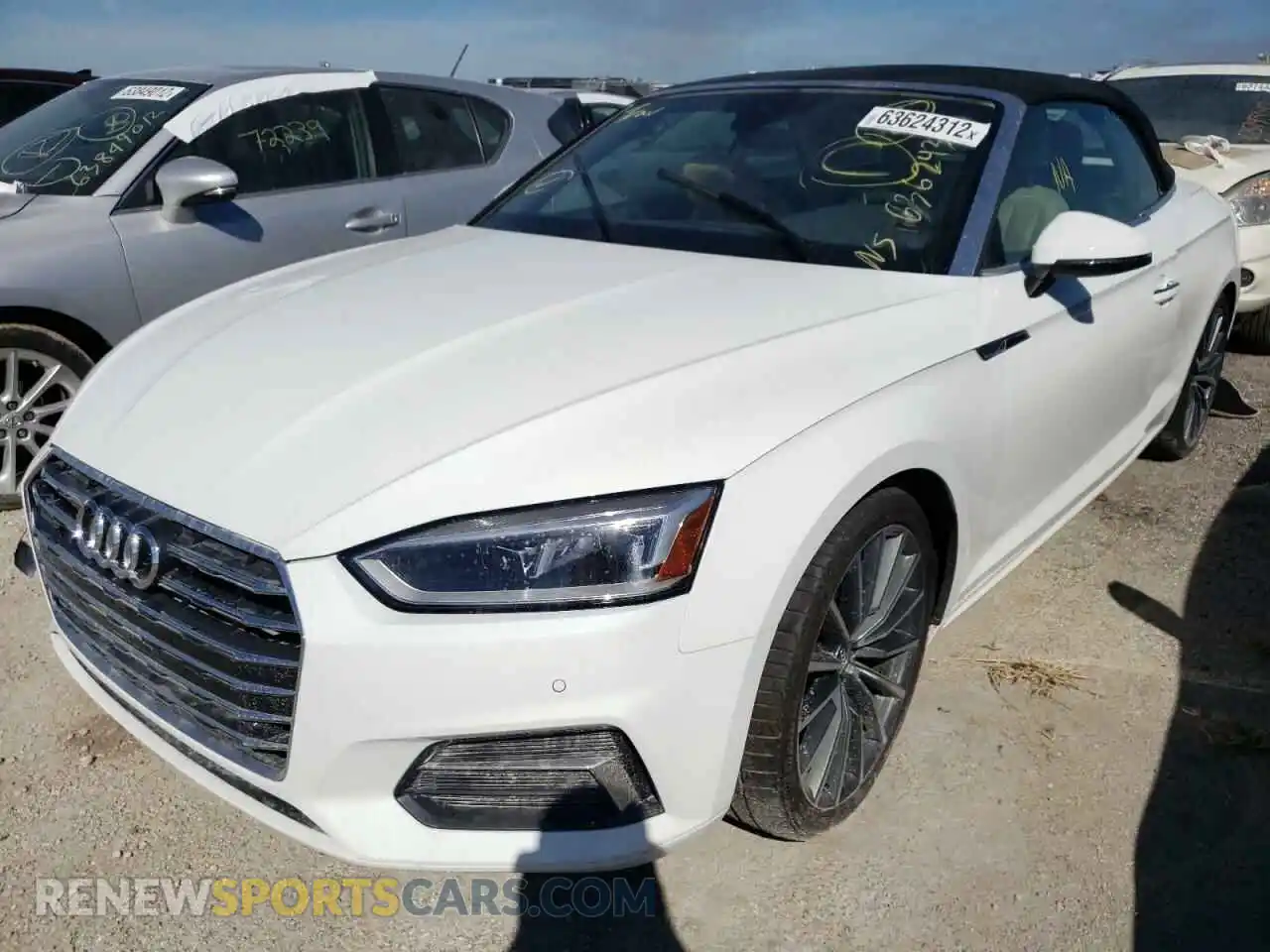 2 fotografías del automóvil dañado WAUYNGF51KN000723 AUDI A5 2019