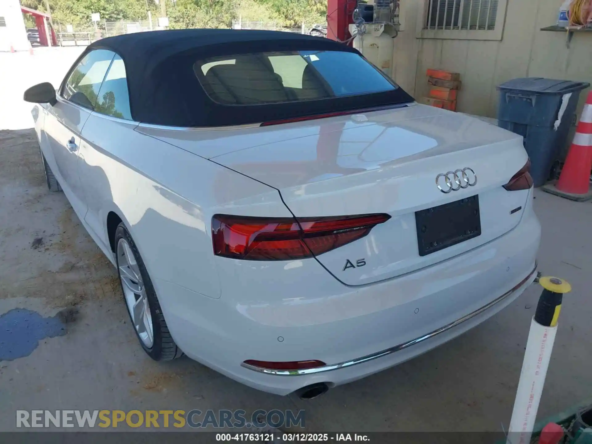 3 Photograph of a damaged car WAUYNGF5XKN011462 AUDI A5 2019