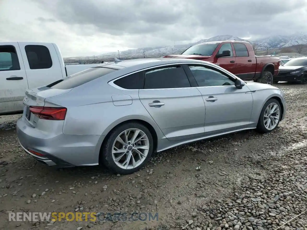3 Photograph of a damaged car WAUANCF56LA009128 AUDI A5 2020