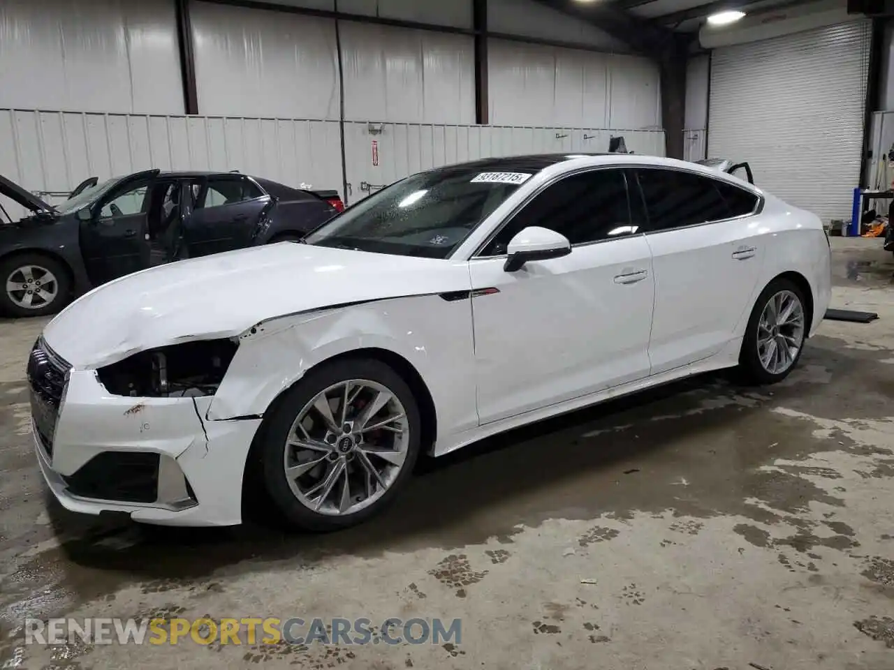 1 Photograph of a damaged car WAUABCF54MA062954 AUDI A5 2021