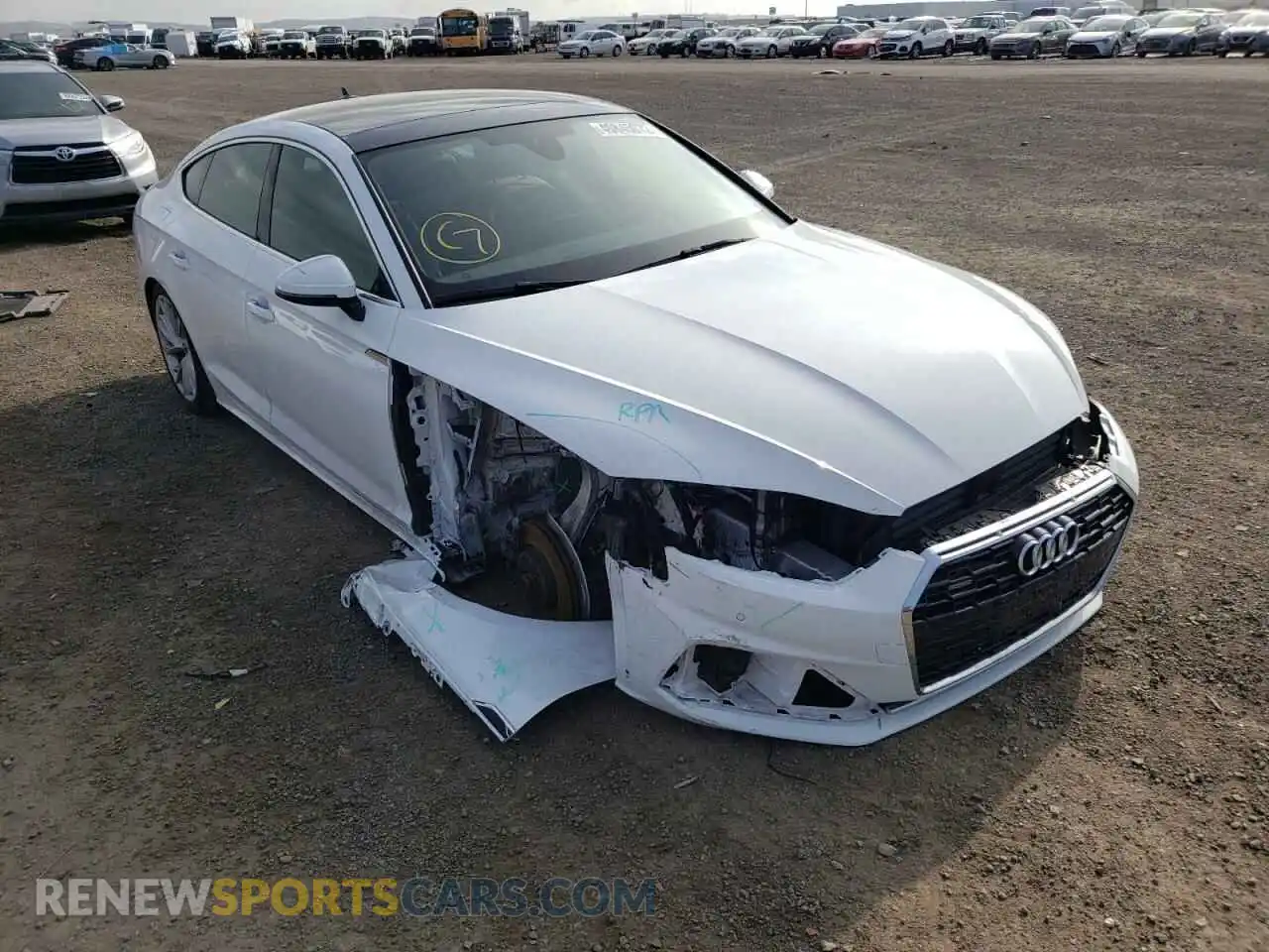 1 fotografías del automóvil dañado WAUABCF58MA001817 AUDI A5 2021