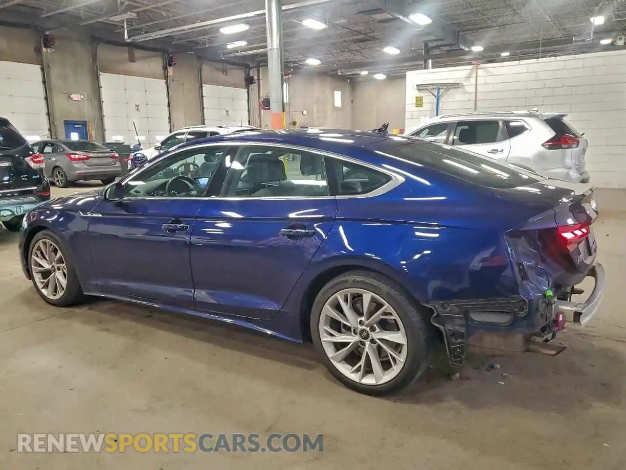 2 Фотография поврежденного автомобиля WAUABCF58MA037555 AUDI A5 2021
