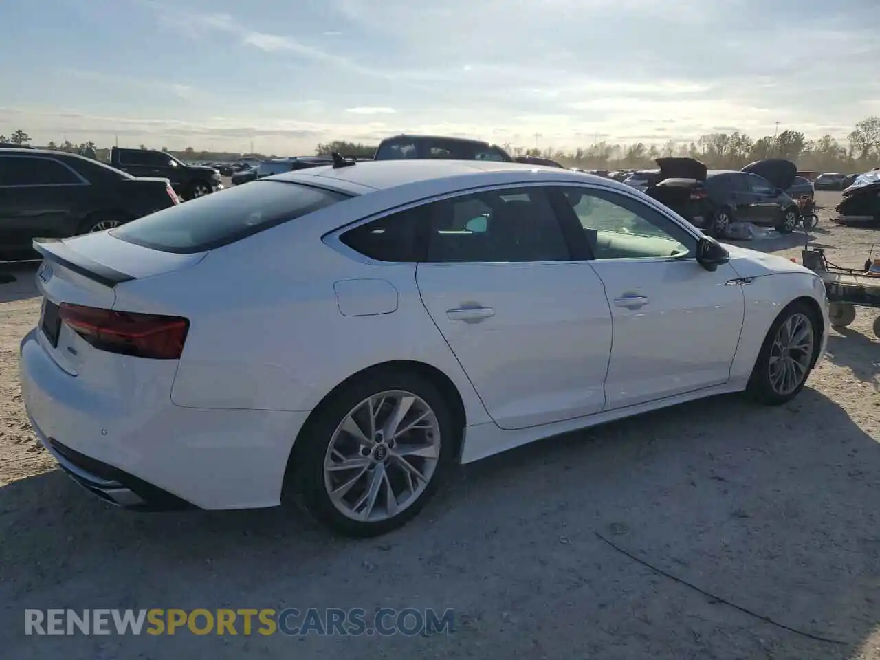 3 Photograph of a damaged car WAUABCF59MA033501 AUDI A5 2021