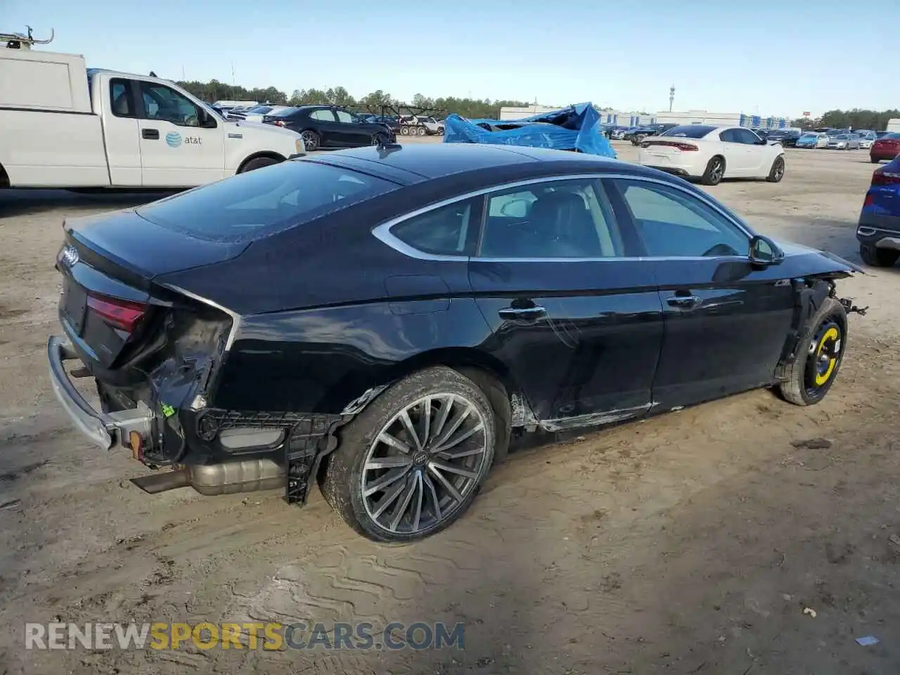 3 Photograph of a damaged car WAUCBCF50MA005501 AUDI A5 2021