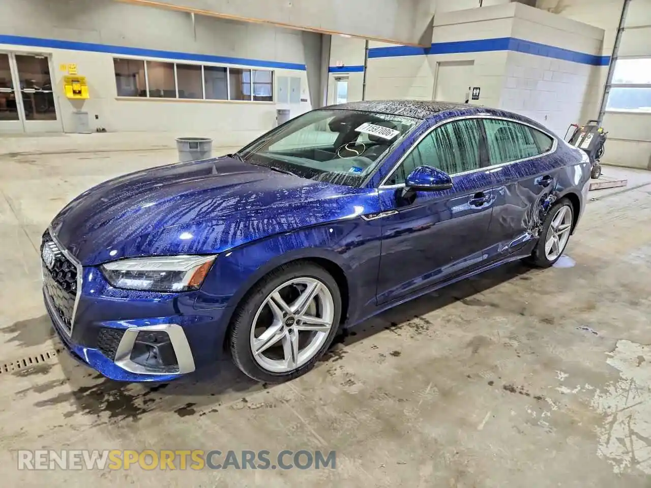 1 Photograph of a damaged car WAUFACF50MA041737 AUDI A5 2021