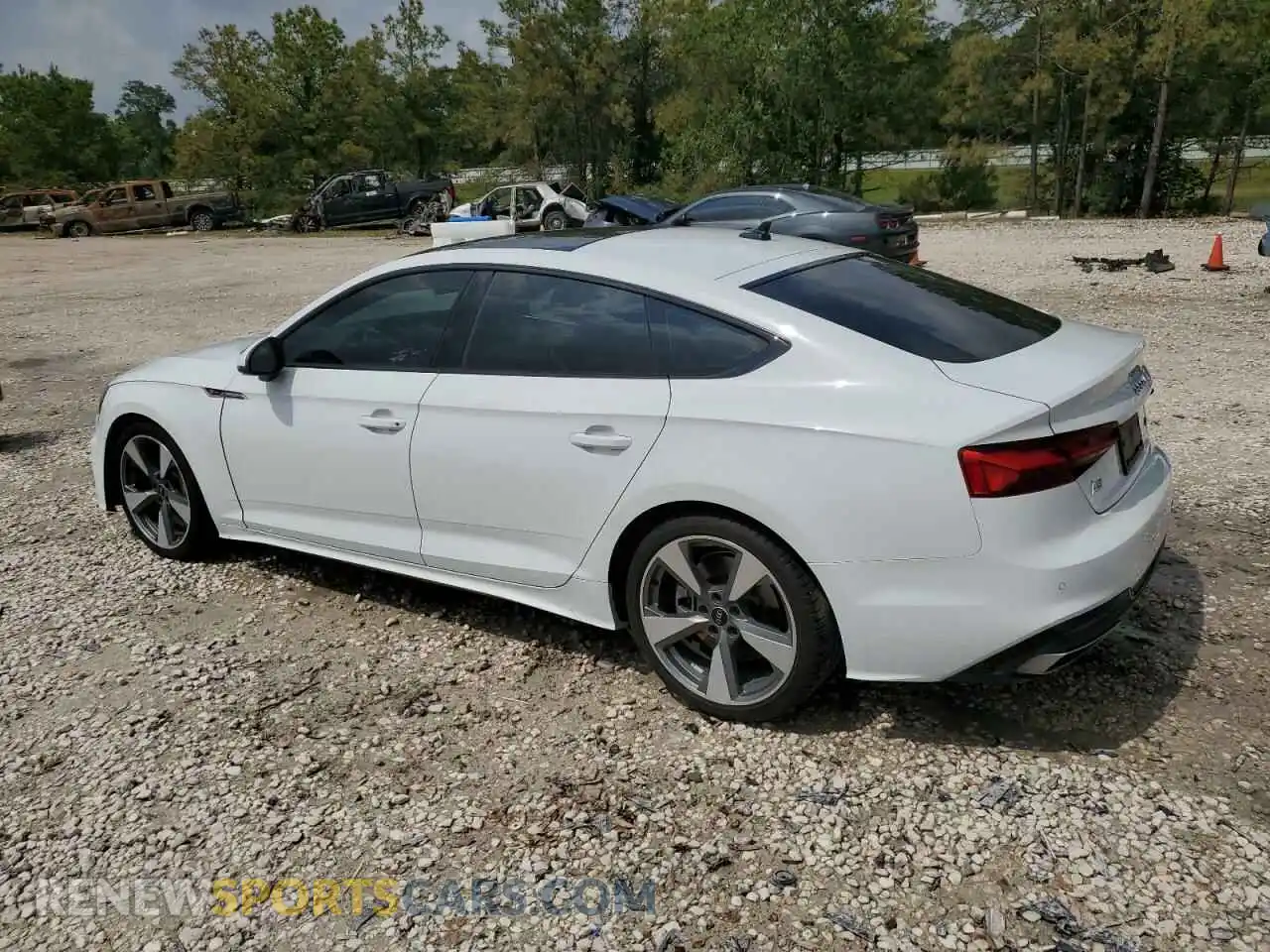 2 Photograph of a damaged car WAUFACF52MA024003 AUDI A5 2021