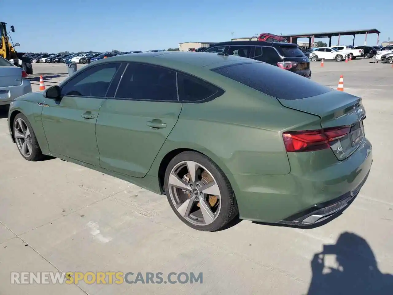 2 Photograph of a damaged car WAUFACF54MA046696 AUDI A5 2021