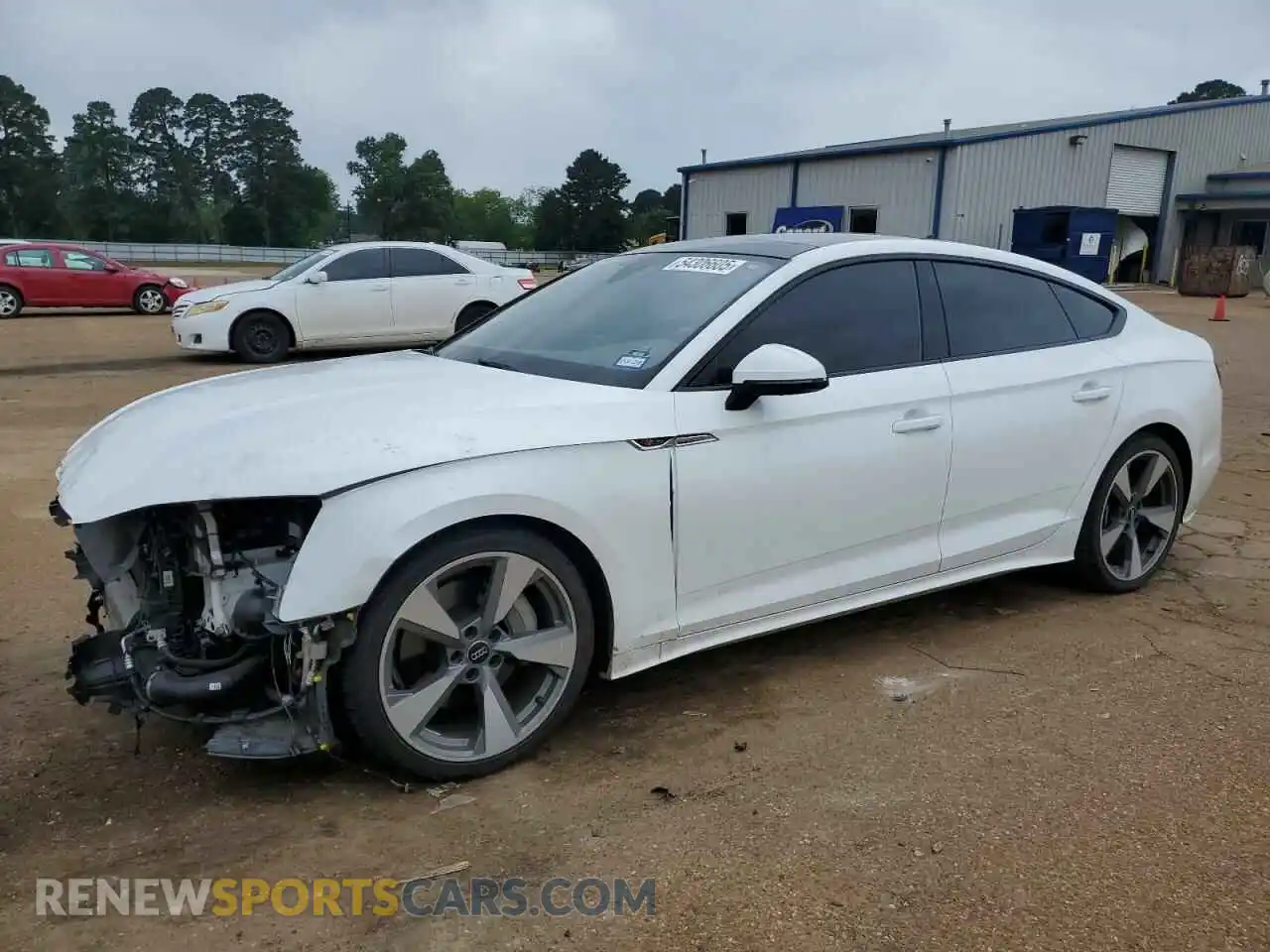 1 Photograph of a damaged car WAUFACF58MA019744 AUDI A5 2021