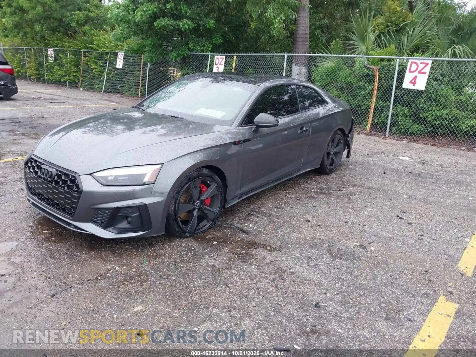 2 fotografías del automóvil dañado WAUTAAF57MA056565 AUDI A5 2021